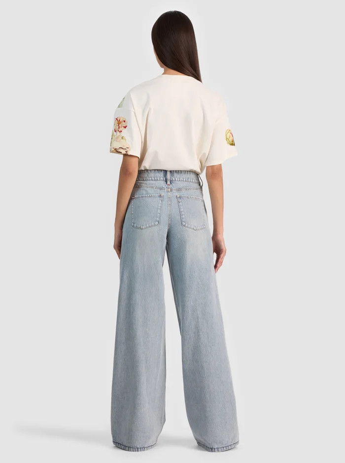 Alice+Olivia AMAZING EMBROIDERED JEAN $ 595 Size 27