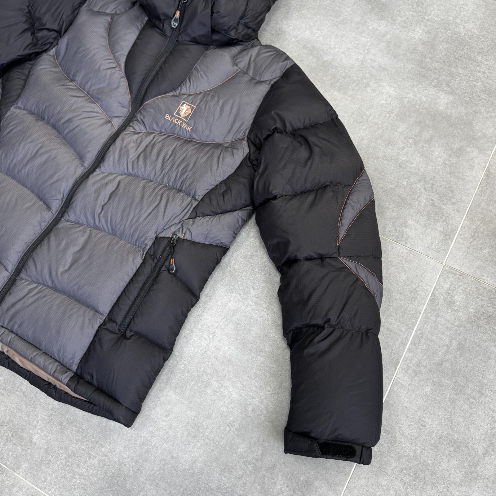 Black Yak Men Extreme Lightweight Down Jacket Gorpcore Size 100 / L