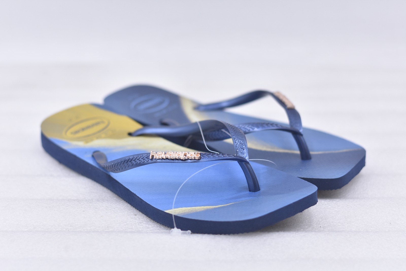 Womens Havaianas Slim Square Flip-Flop Sandals – Navy Blue Size 6 37-38)