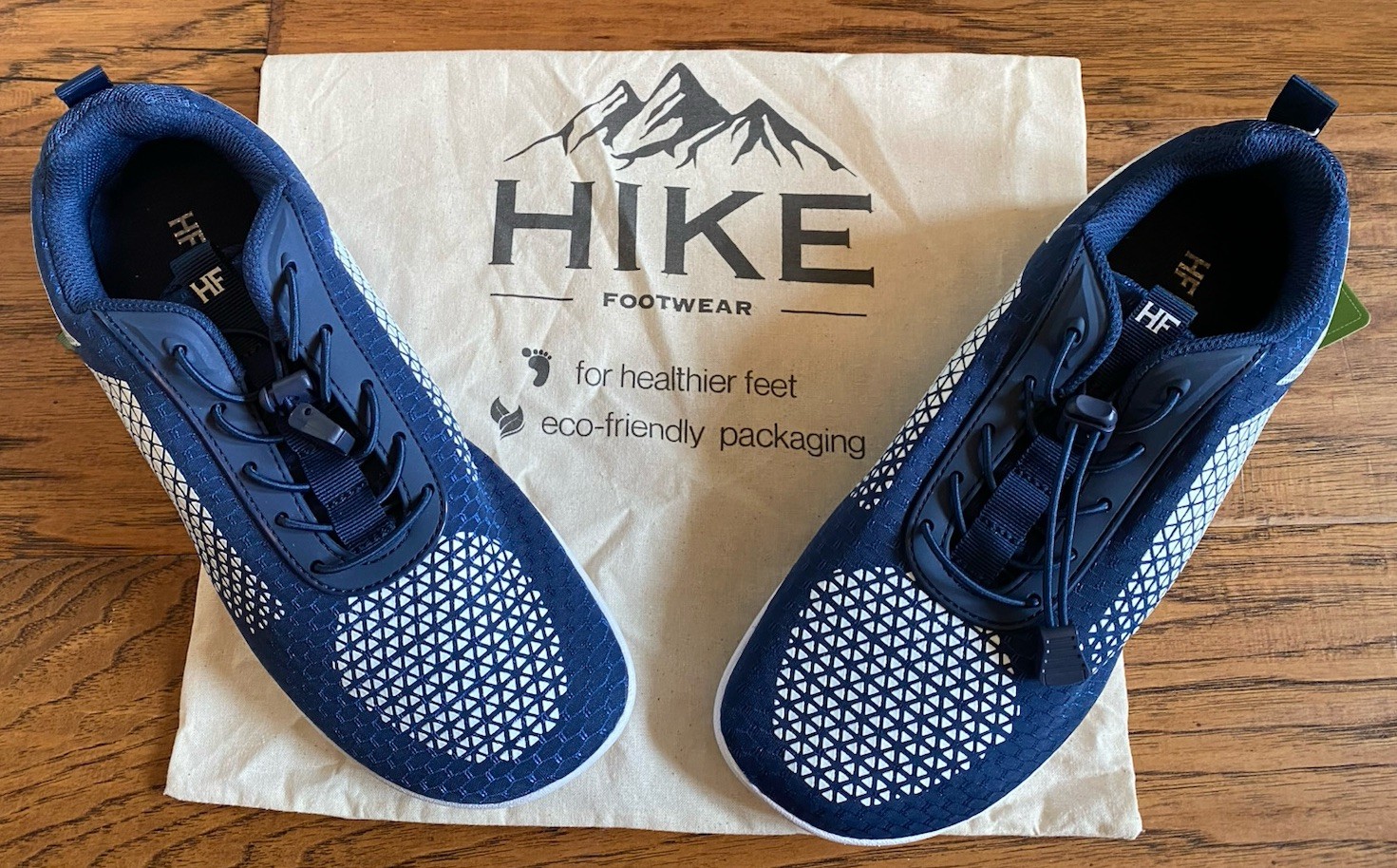 NWT Hike Footwear HF Cloud Unisex Barefoot Blue Sz EU36 W6 M4 comes in gift bag