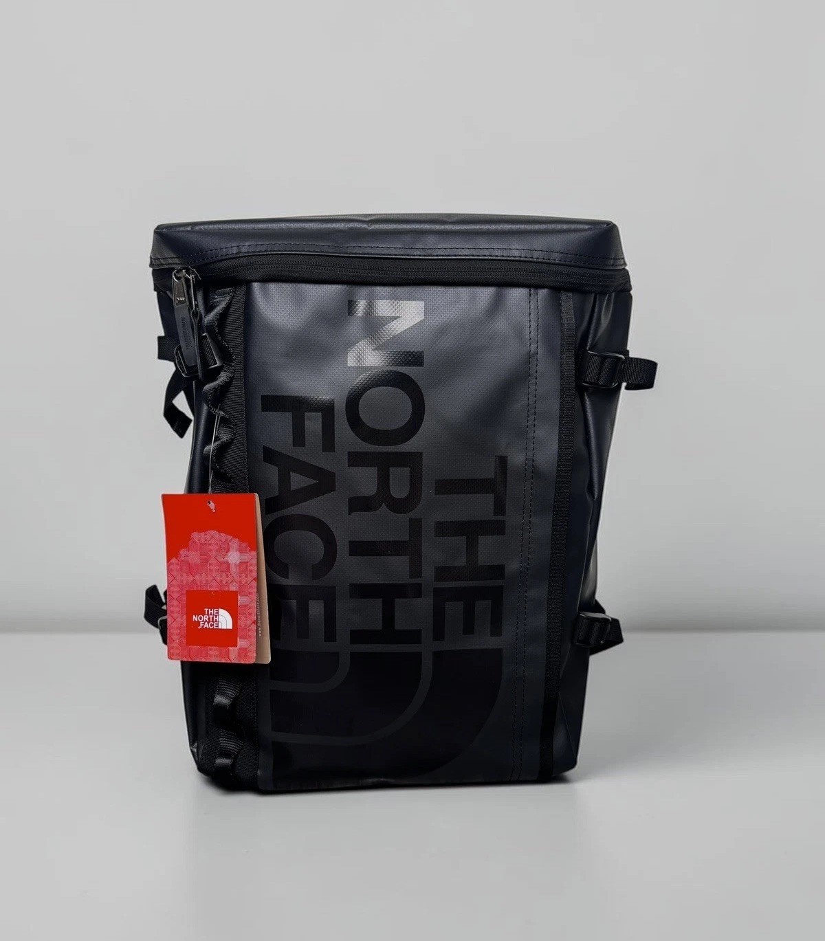 [The North Face] Exclusive 30L Fuse Box Backpack Travel Triple Black New