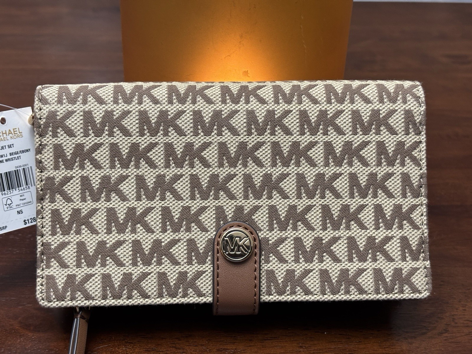 Michael Kors NWT Jet Set Small Phone Case, Wristlet Wallet, Beige/ Ebony $128