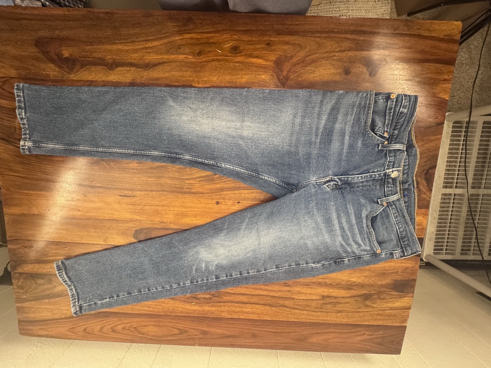 Levi’s 511 Men’s Dark Wash Blue Jeans Size 34×30