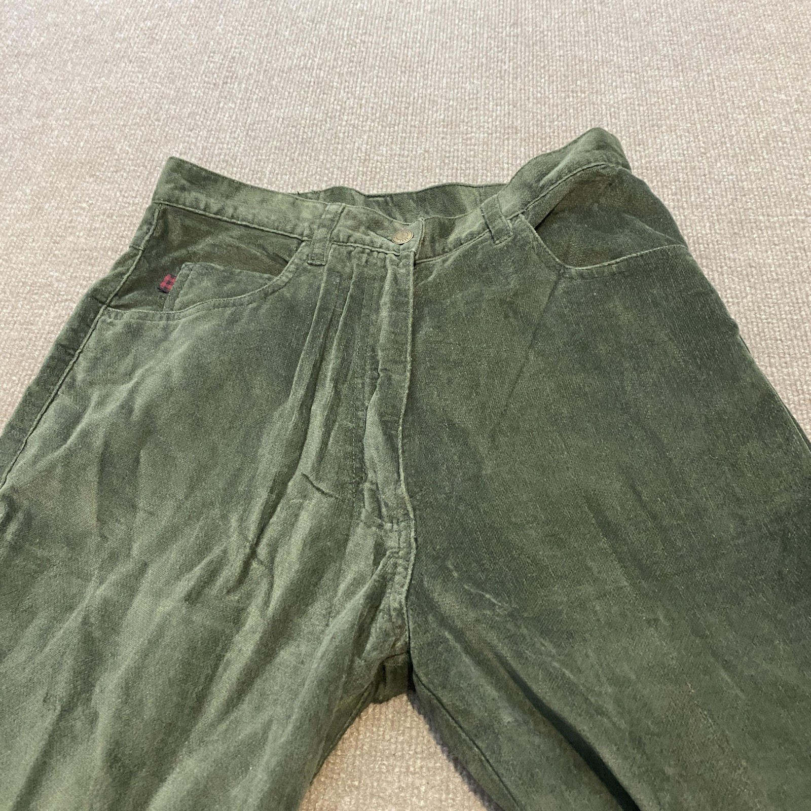 Woolrich Pants Women 10 Fits 29×31 Green Corduroy Relaxed Straight Leg High Rise