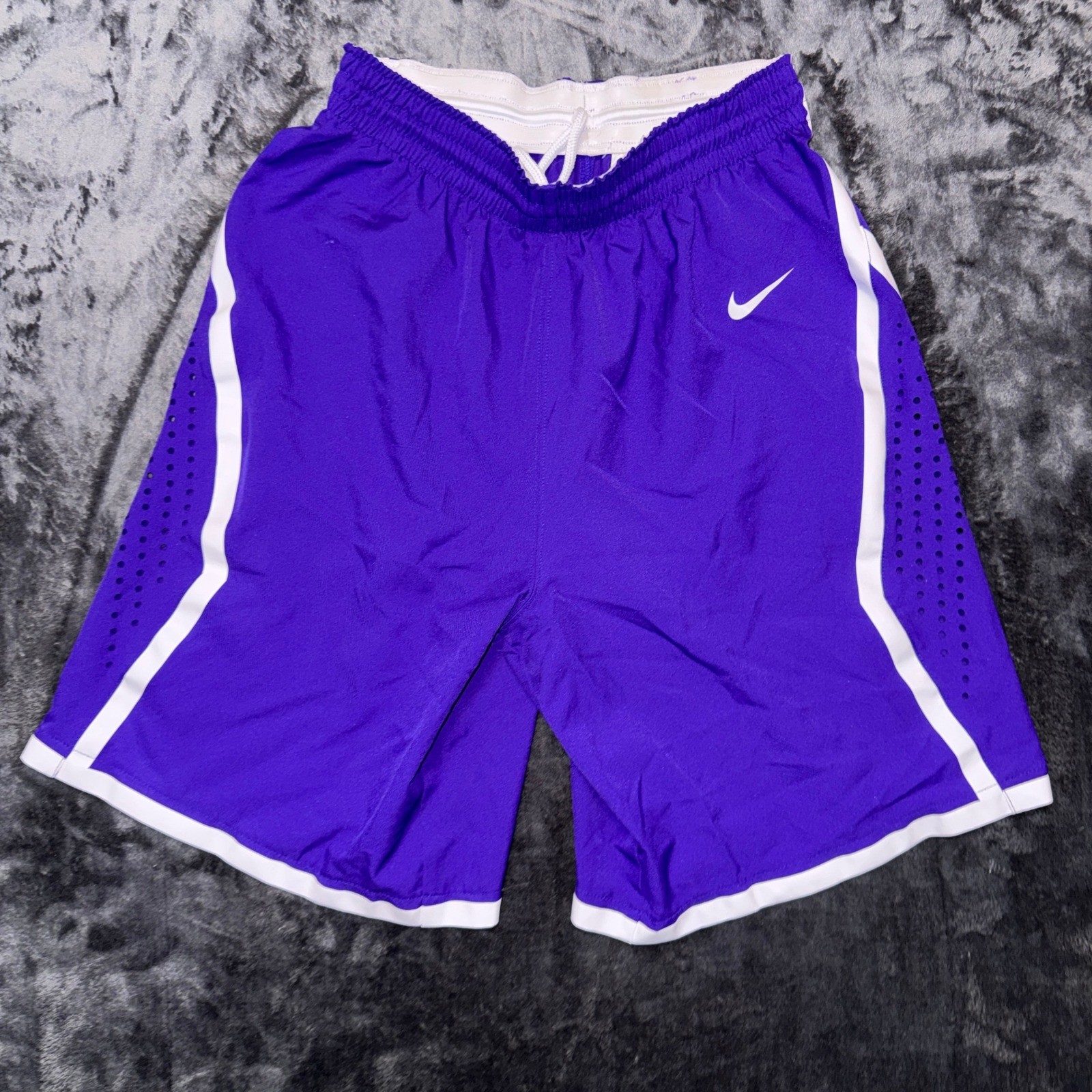 Nike Dri-FIT Basketball Shorts Purple White 436642-546 Mens Small 9in Inseam