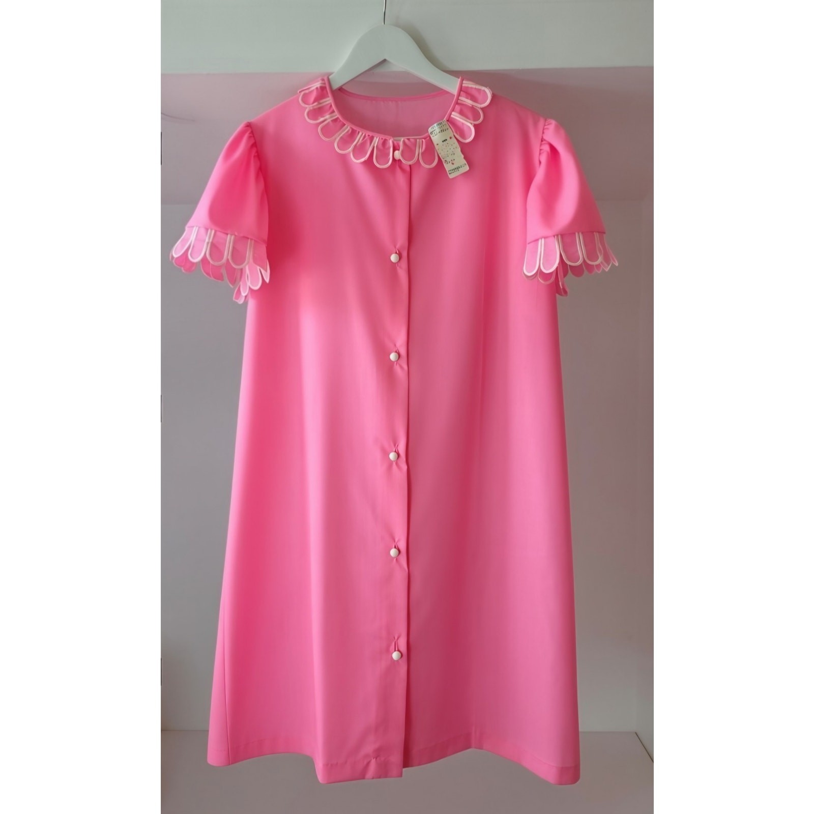 VINTAGE *NEW* 1960’s Kayser Women’s Hot Pink Button Down Dress Size S