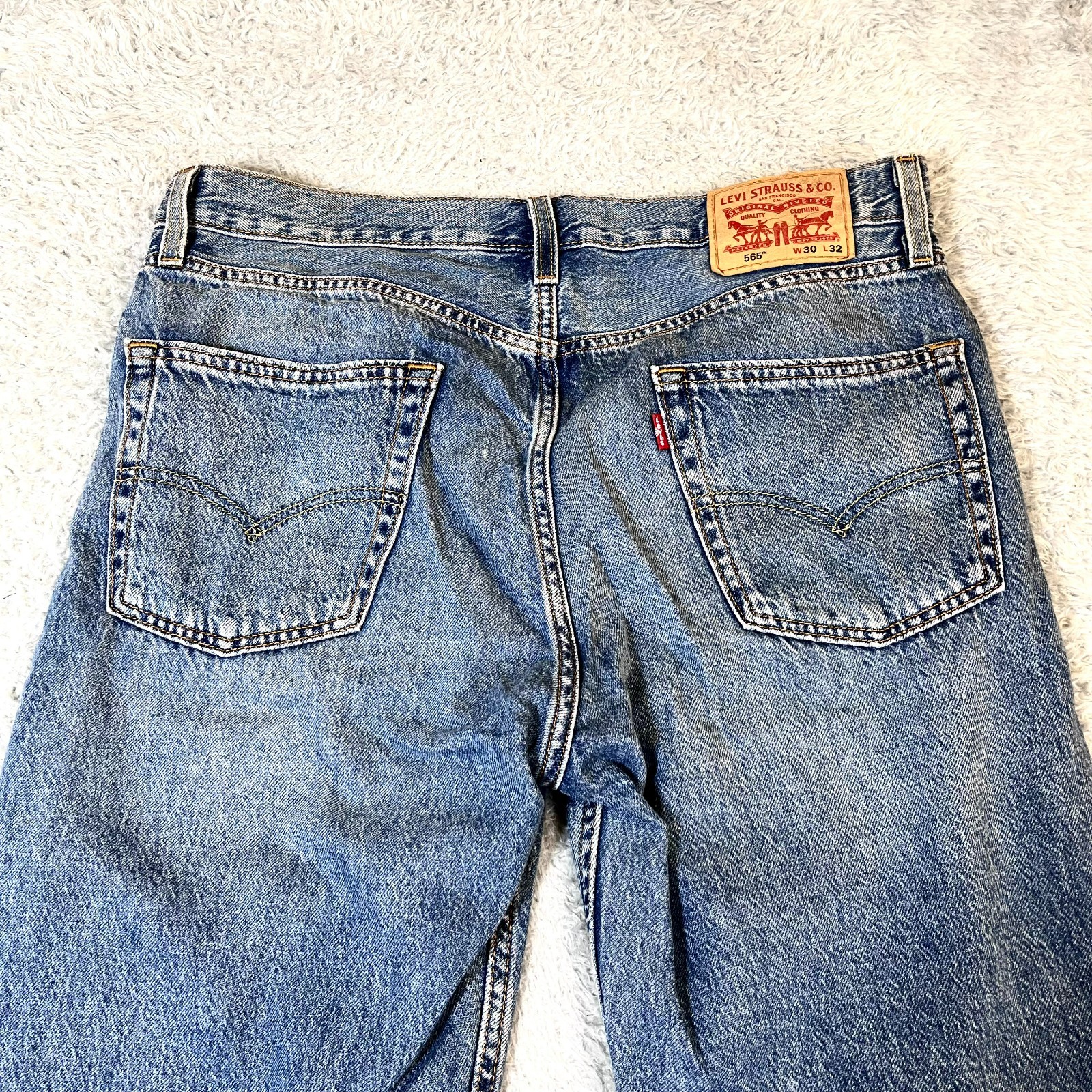 Levi’s 565 Men’s Blue Denim 5 Pockets Loose Straight Jeans Size 30×32