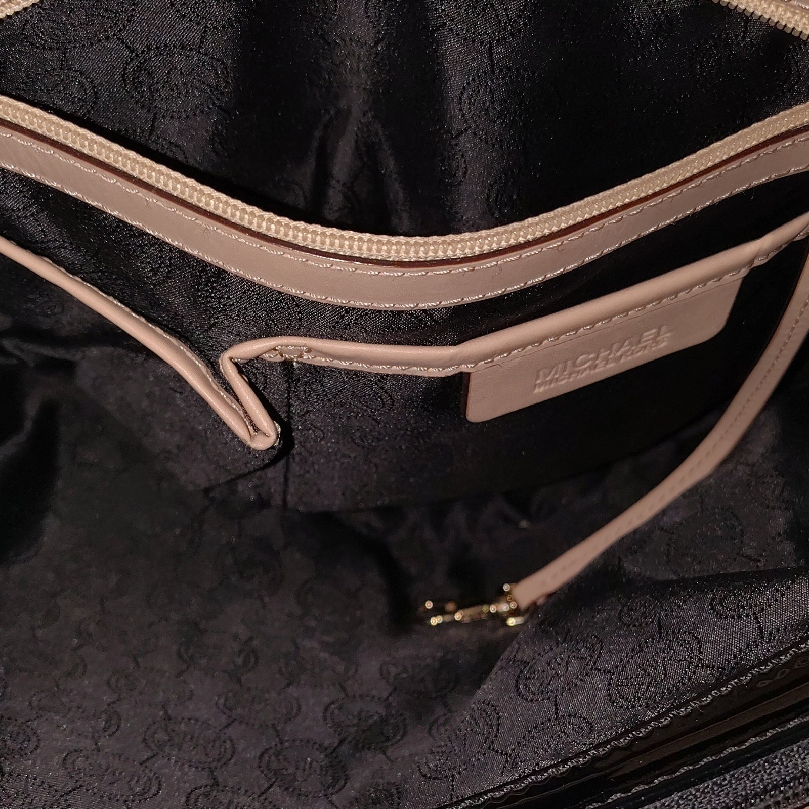 Michael Kors Black Patent Leather Jet Set Tote
