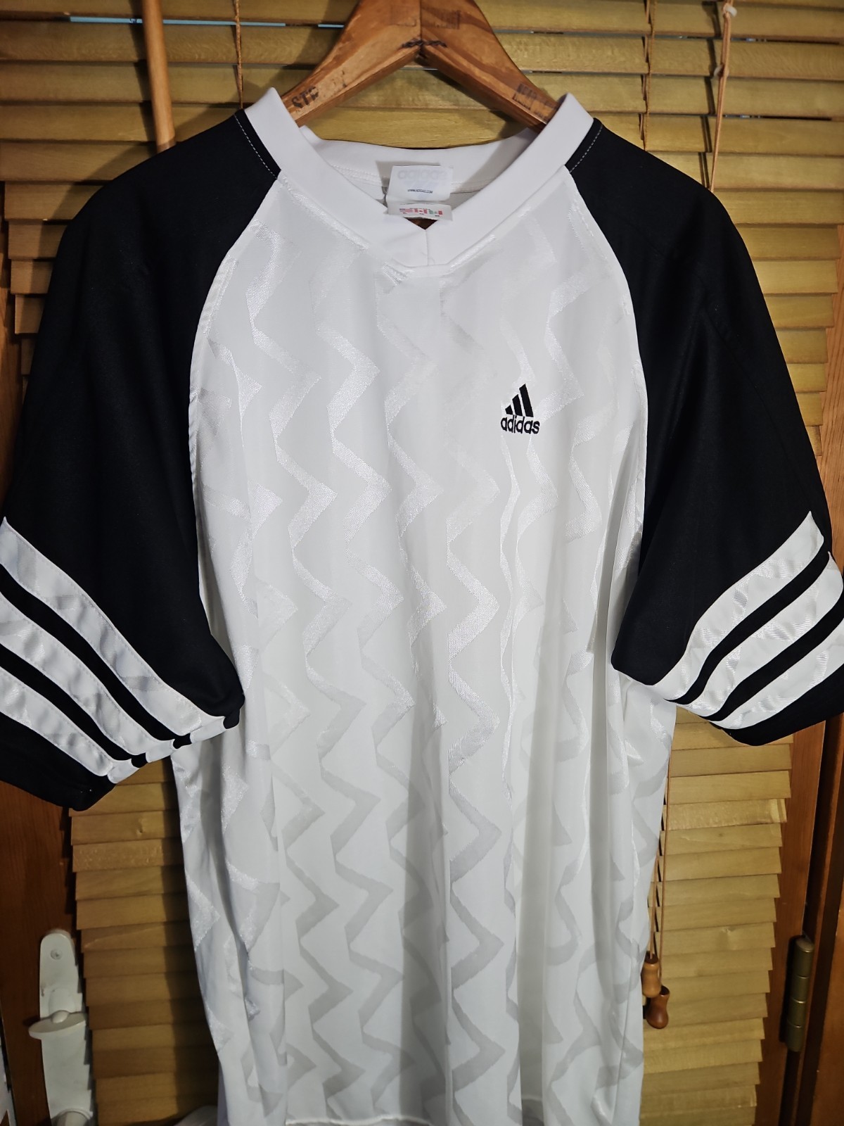 Vintage 90s Adidas Satin Silky Blank White Soccer Jersey 3 Stripes Men’s XL