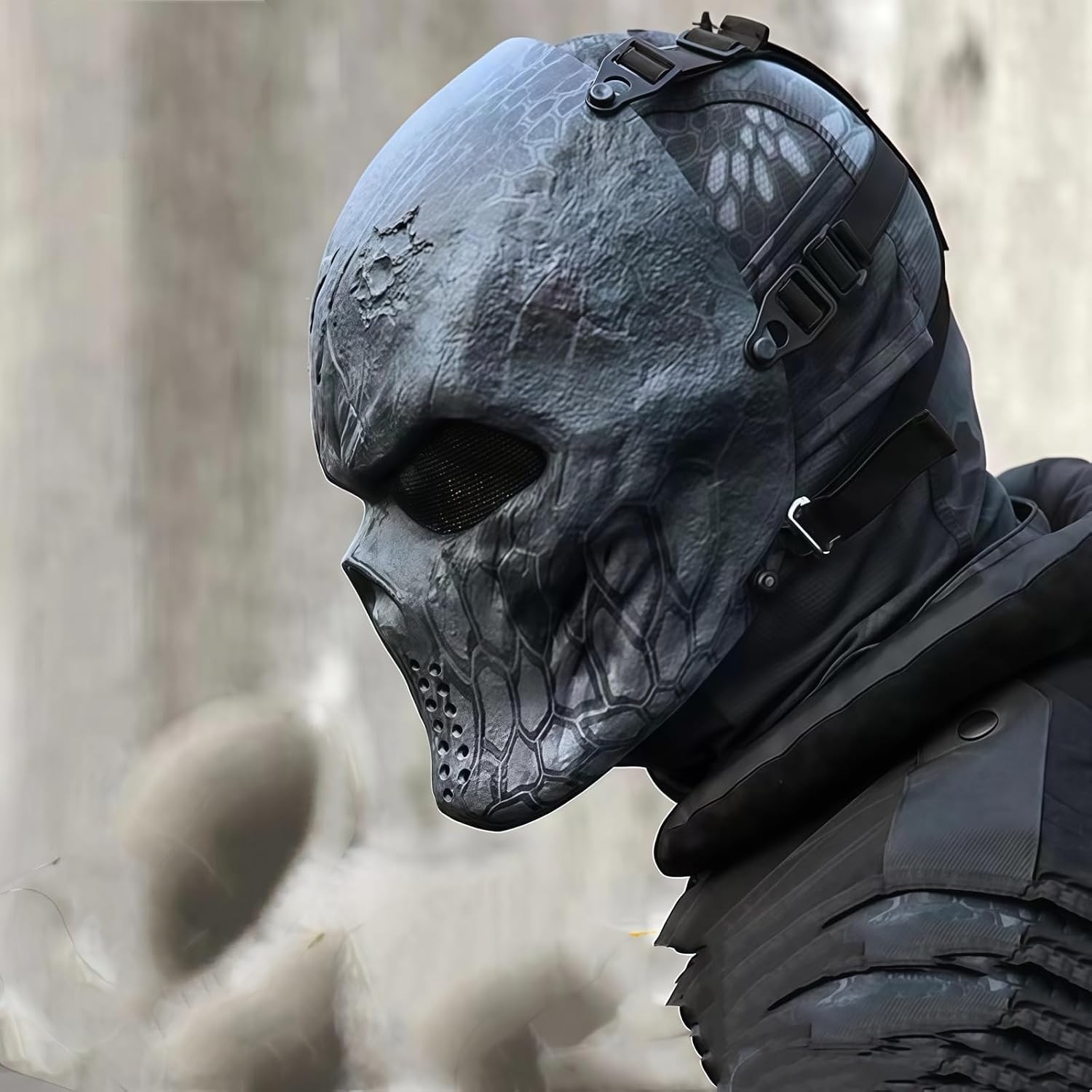 Rave-Ready Skull Mask with Cushioned Eye Protection – Stand Out This Halloween