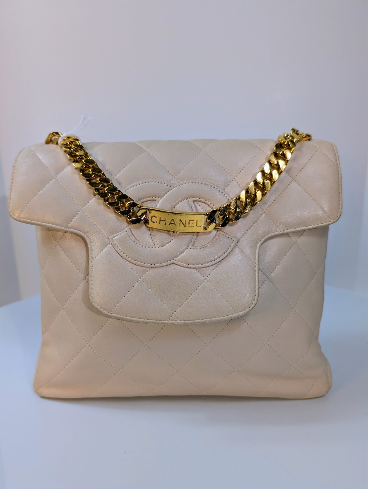 Chanel Vintage Lambskin CC Flap Shoulder Bag with 24K Gold-Plated Logo Chain
