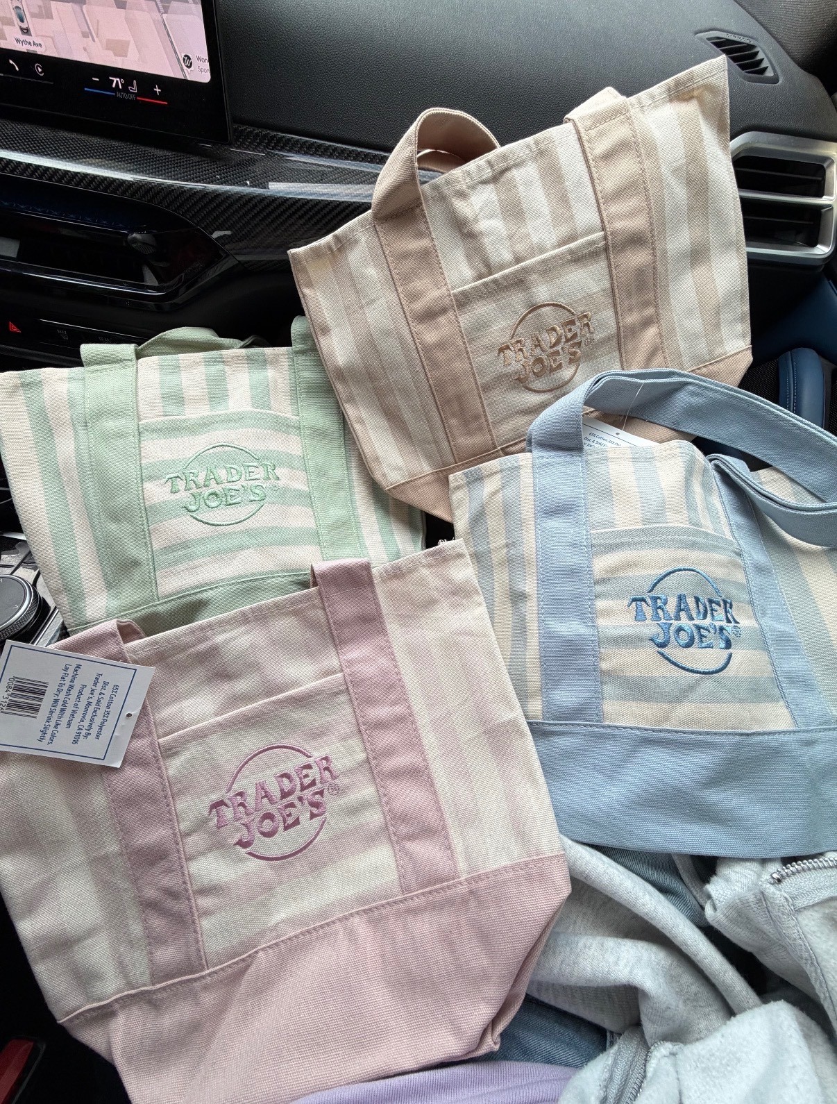 Trader Joe’s Mini Pastel Striped Canvas Tote Bag Limited Edition- Set Of 4!!!!