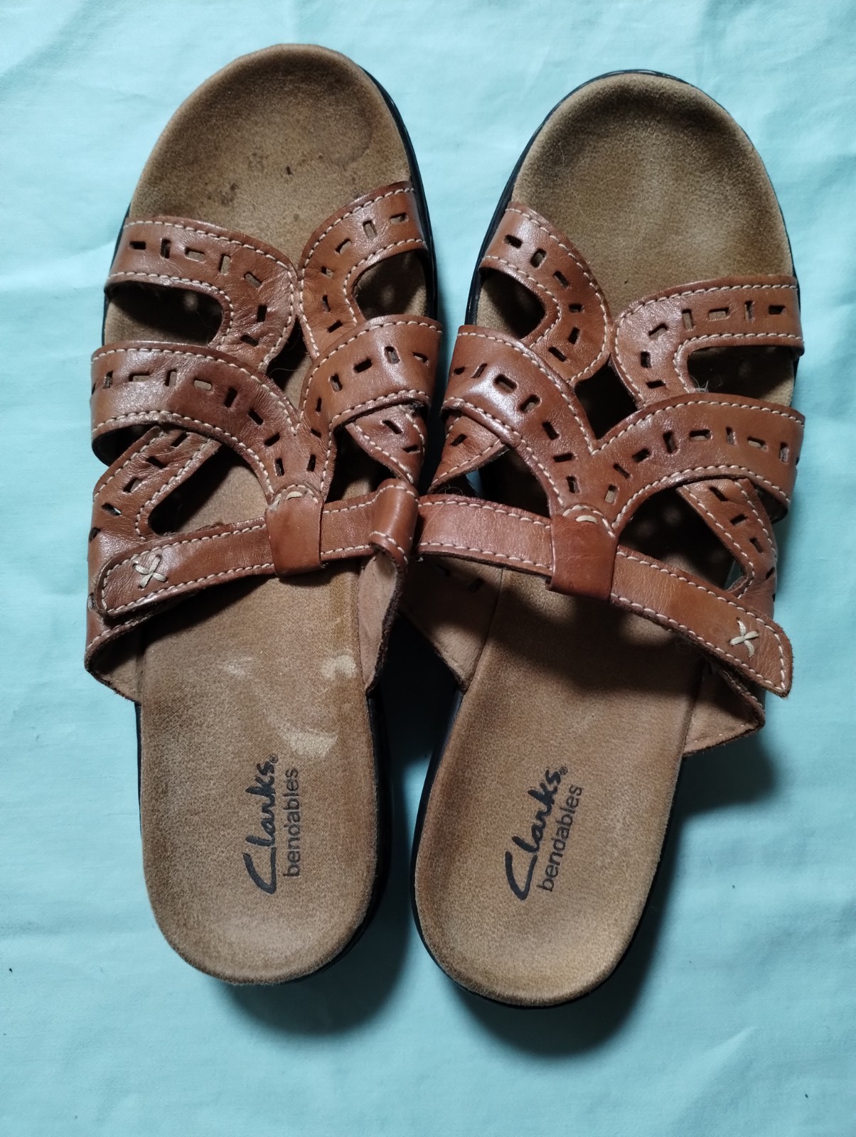 CLARKS BENDABLES SANDALS BROWN LEATHER AND MAN-MADE WOMENS SIZE 9.5 M