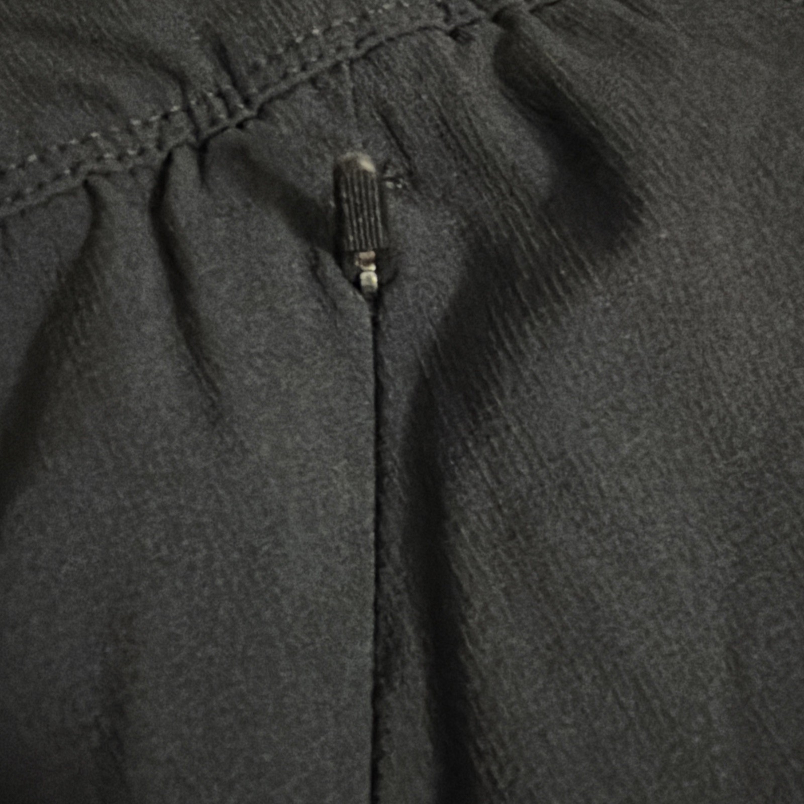 No Bull Men’s S (30-32×28) Black Performance Training Joggers Zipped Pockets