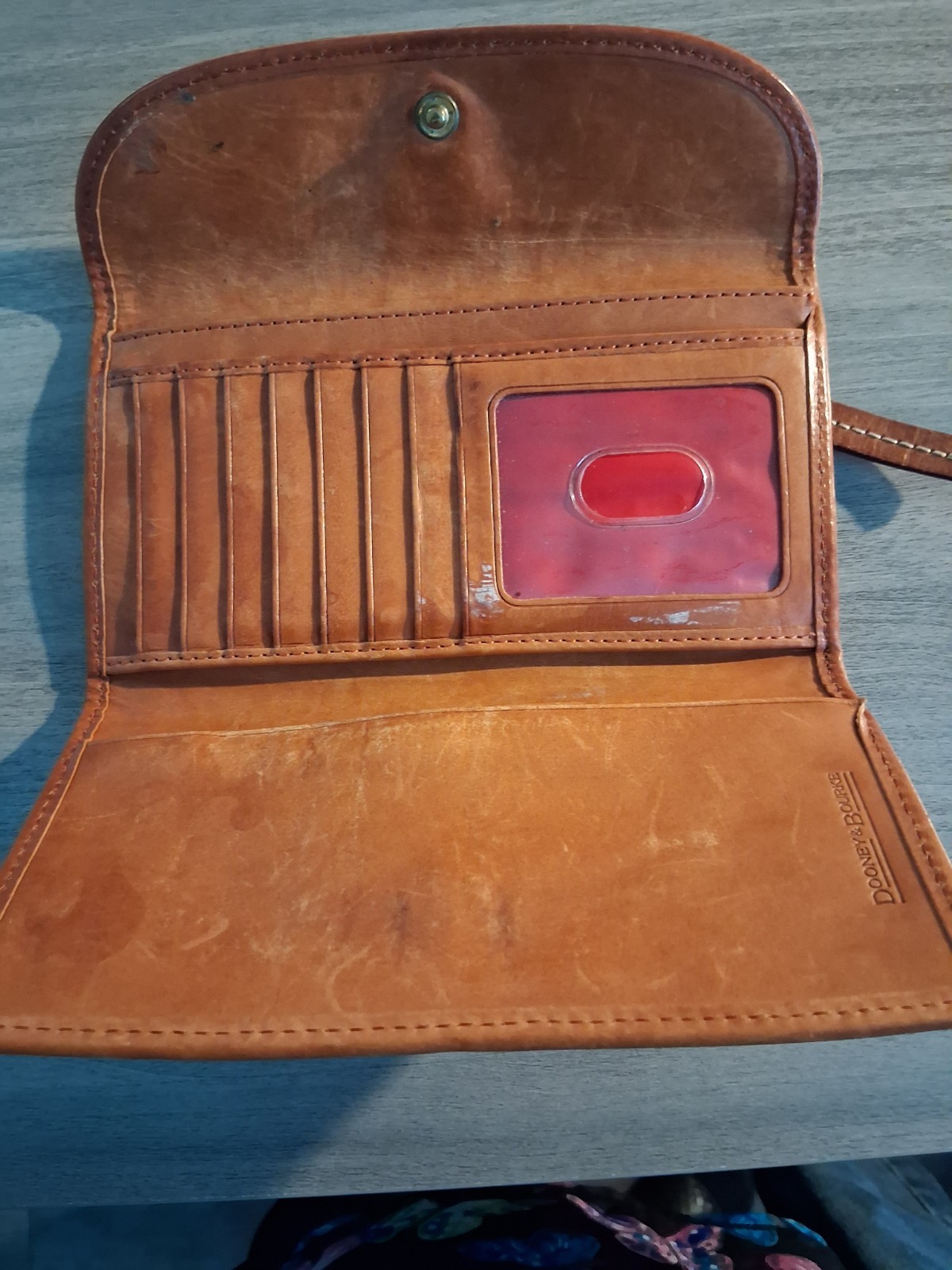 Pre owned Dooney and Bourke signature wallet