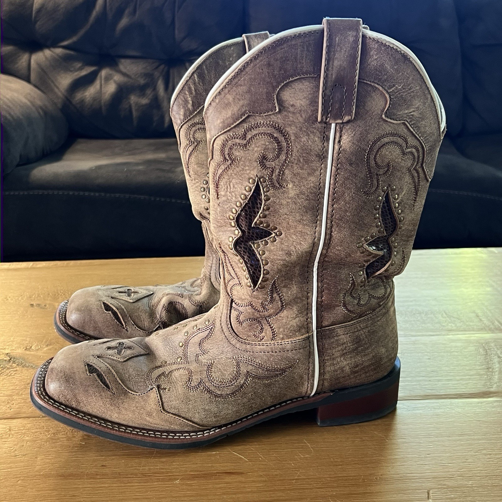 Laredo Spellbound Women’s 12M Brown Western Boots Studded Leather Cowboy