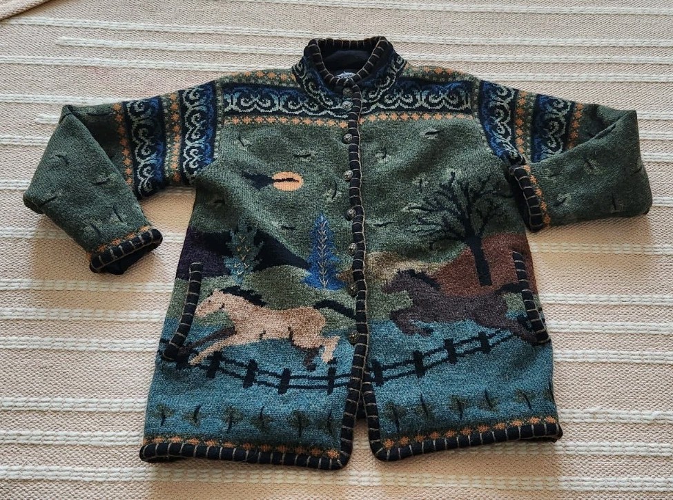 Icelandic Design Wool Cardigan Sweater Women’s Small Running Horses Equestrian