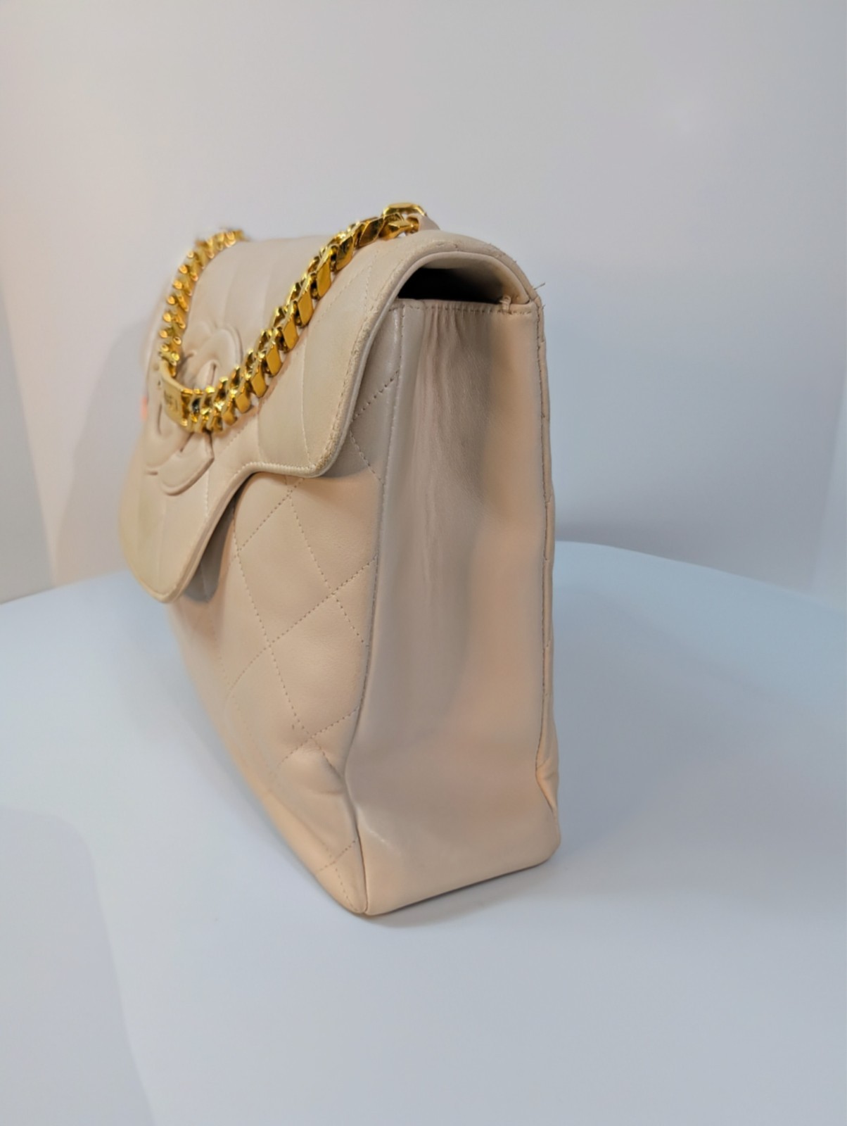 Chanel Vintage Lambskin CC Flap Shoulder Bag with 24K Gold-Plated Logo Chain