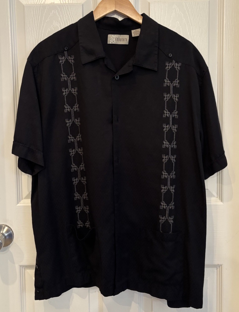 Cubavera Mens XL Black Short Sleeve Button-Up Embroidered Pockets Relaxed Fit