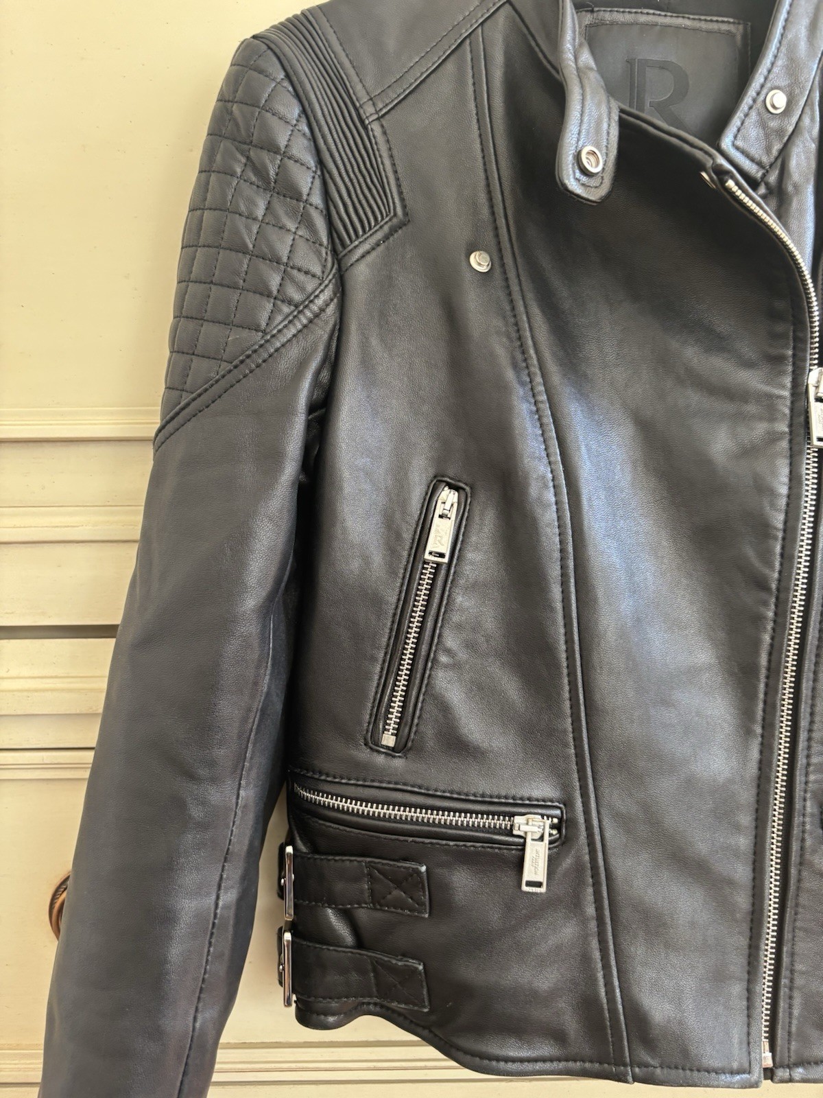Intuition Paris Black Leather Moto Jacket 34/XS Zip Buckle Accent EUC