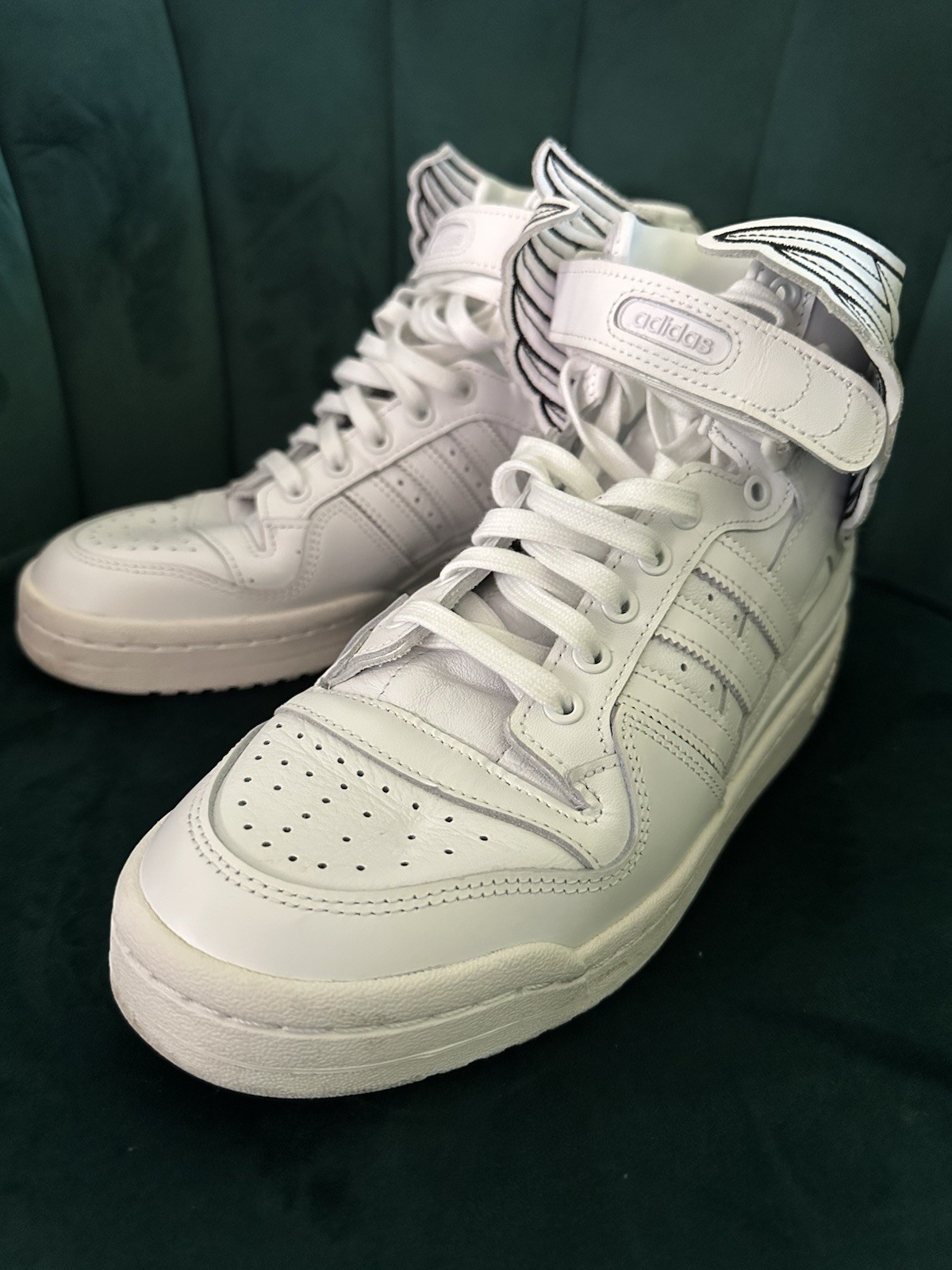Adidas + Jeremy Scott KS Wings 4.0 White Men’s Size 9 1/2 With Box