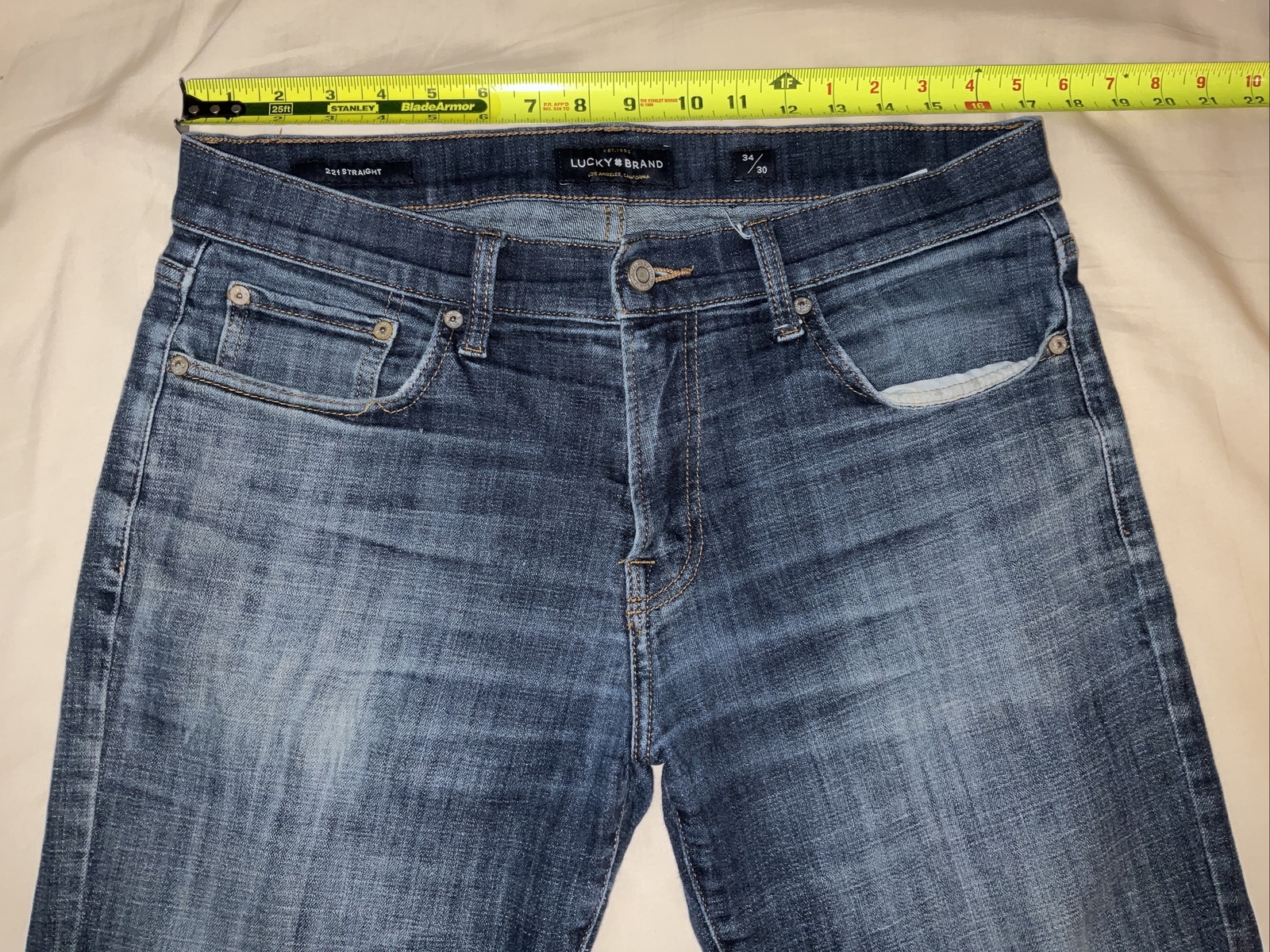 LUCKY BRAND Mens “221 Straight” Denim Jeans ~ 98% Cotton 2% Elastane~ 34×30
