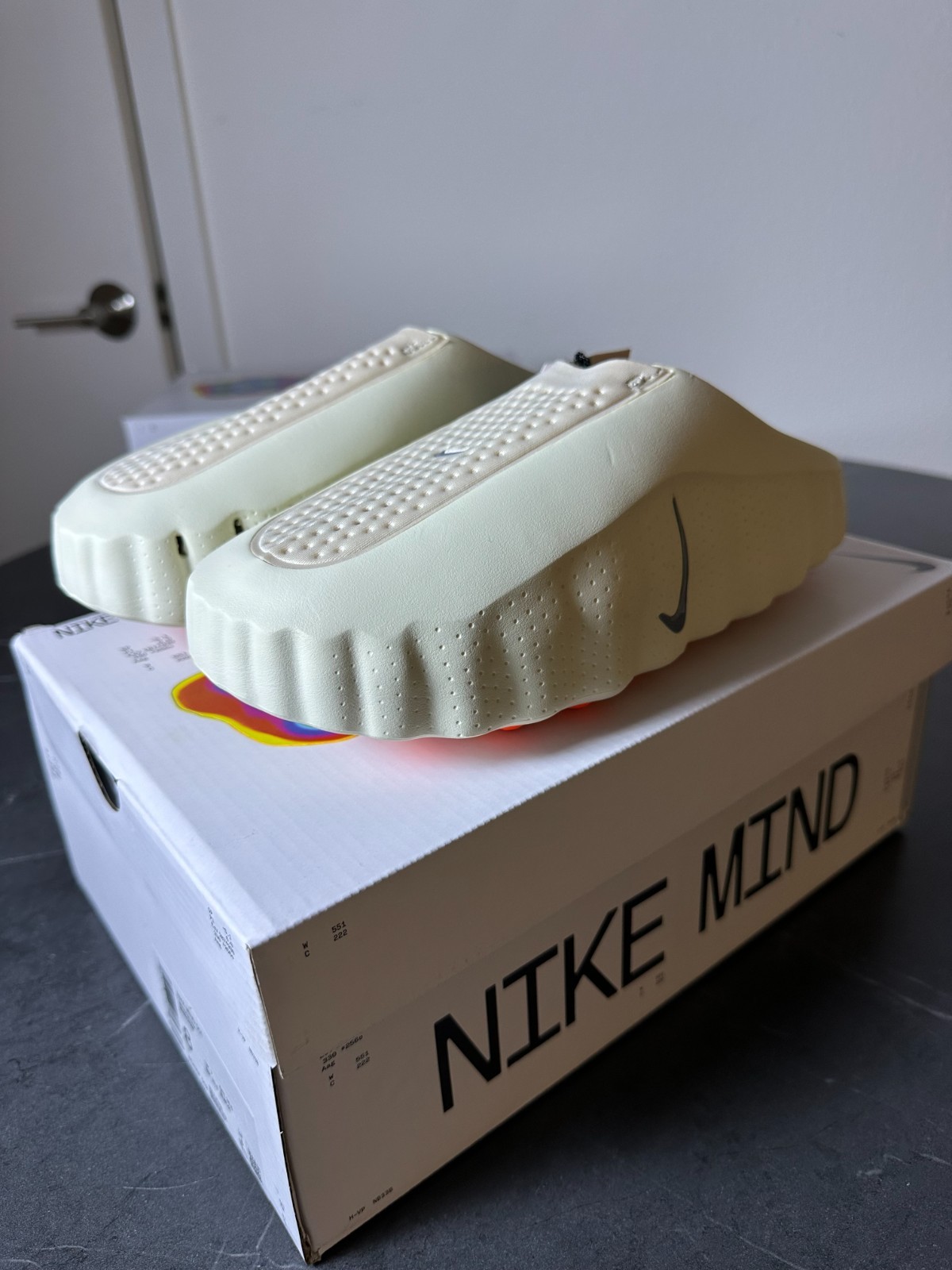 nike mind 001 slide White/Black size 8/8.5/9.5/10