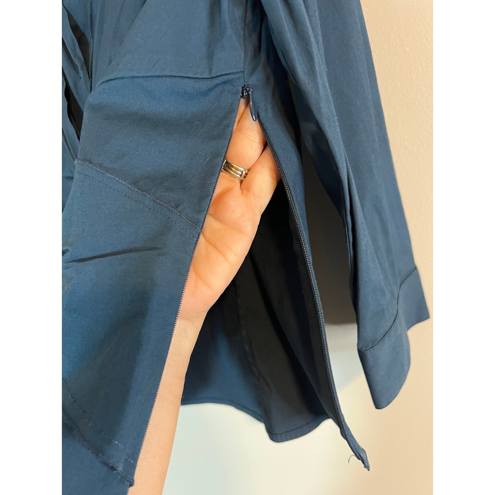 Ann Taylor Petites Twist Front Blouse Dark Teal Blue Size 4P Long Sleeve