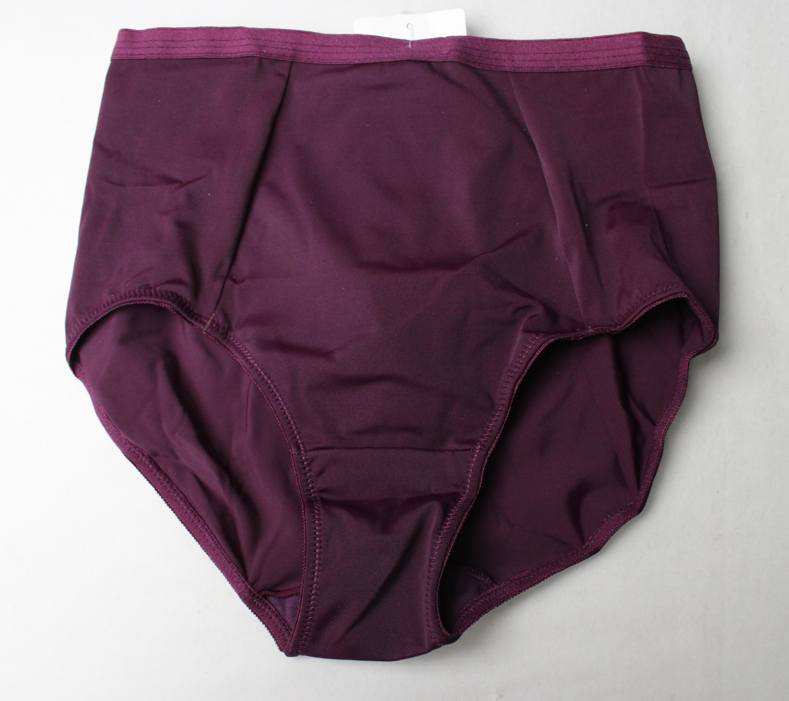 Leonisa Women’s High-Waisted Classic Shaper Briefs DM3 Dark Wine Large NWT