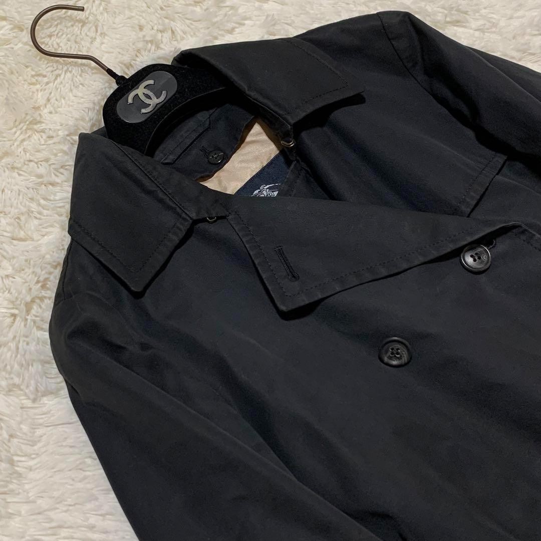 Excellent condition Burberry London trench coat Nova check liner with belt