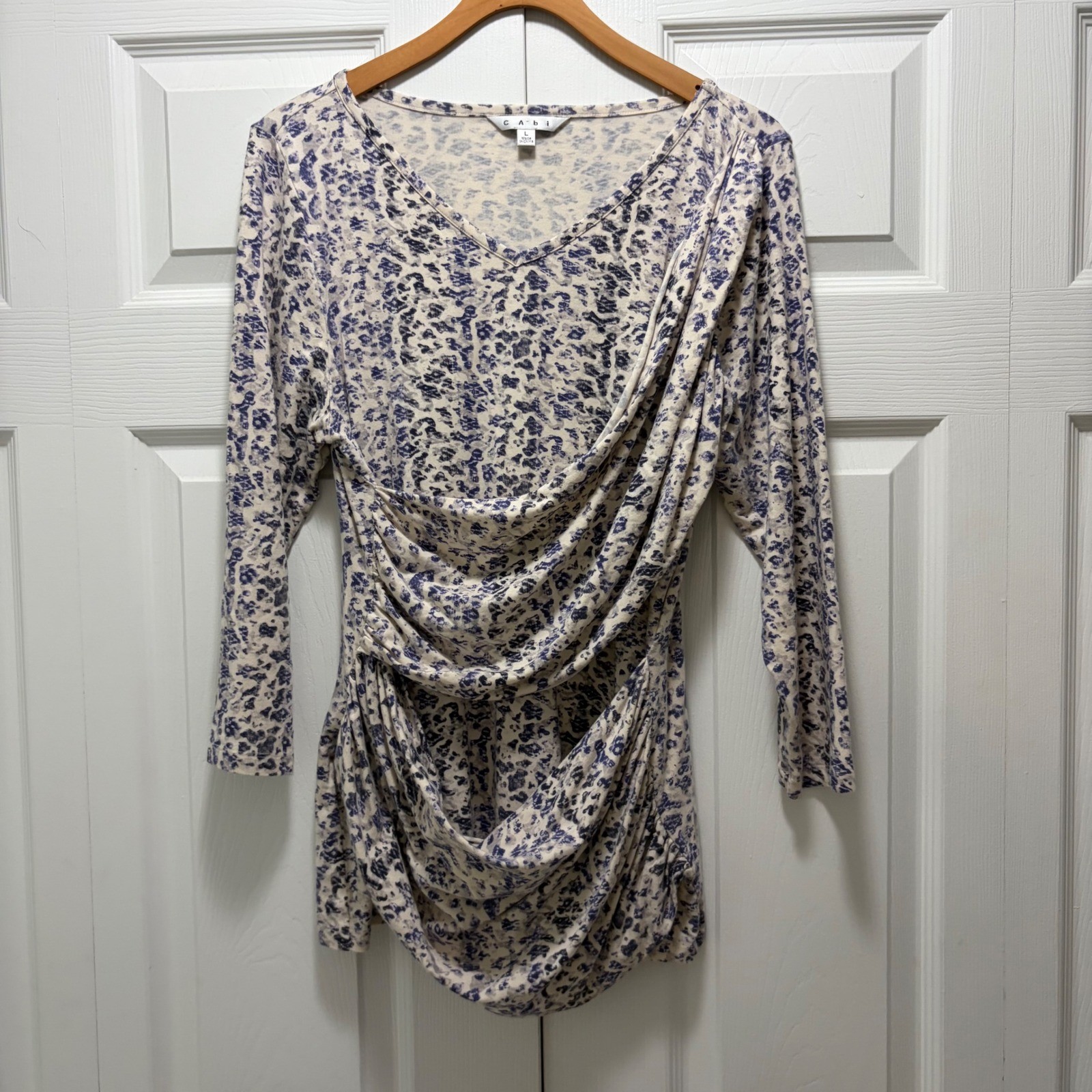 Cabi 262 Draped Surplice Tunic Top Cream Navy Abstract Print Large 3/4 Sleeve