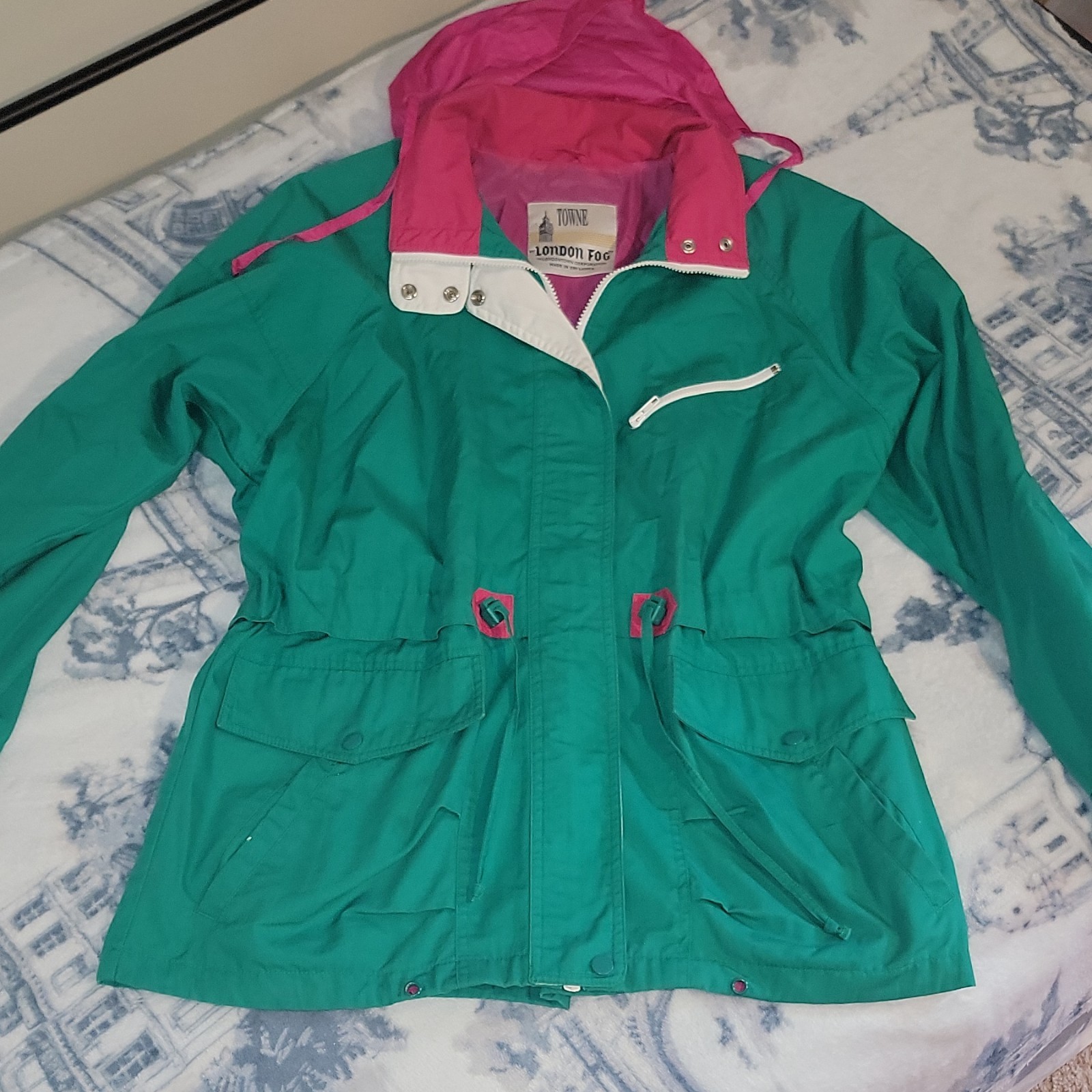 Vintage London Fog Towne Women’s Jacket L, With Hood, Green Pink White
