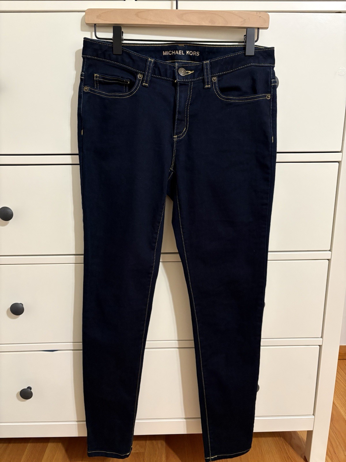 Michael Kors “Izzy” Women’s Skinny Jeans – Dark Wash Slim Fit Denim (Size 4)