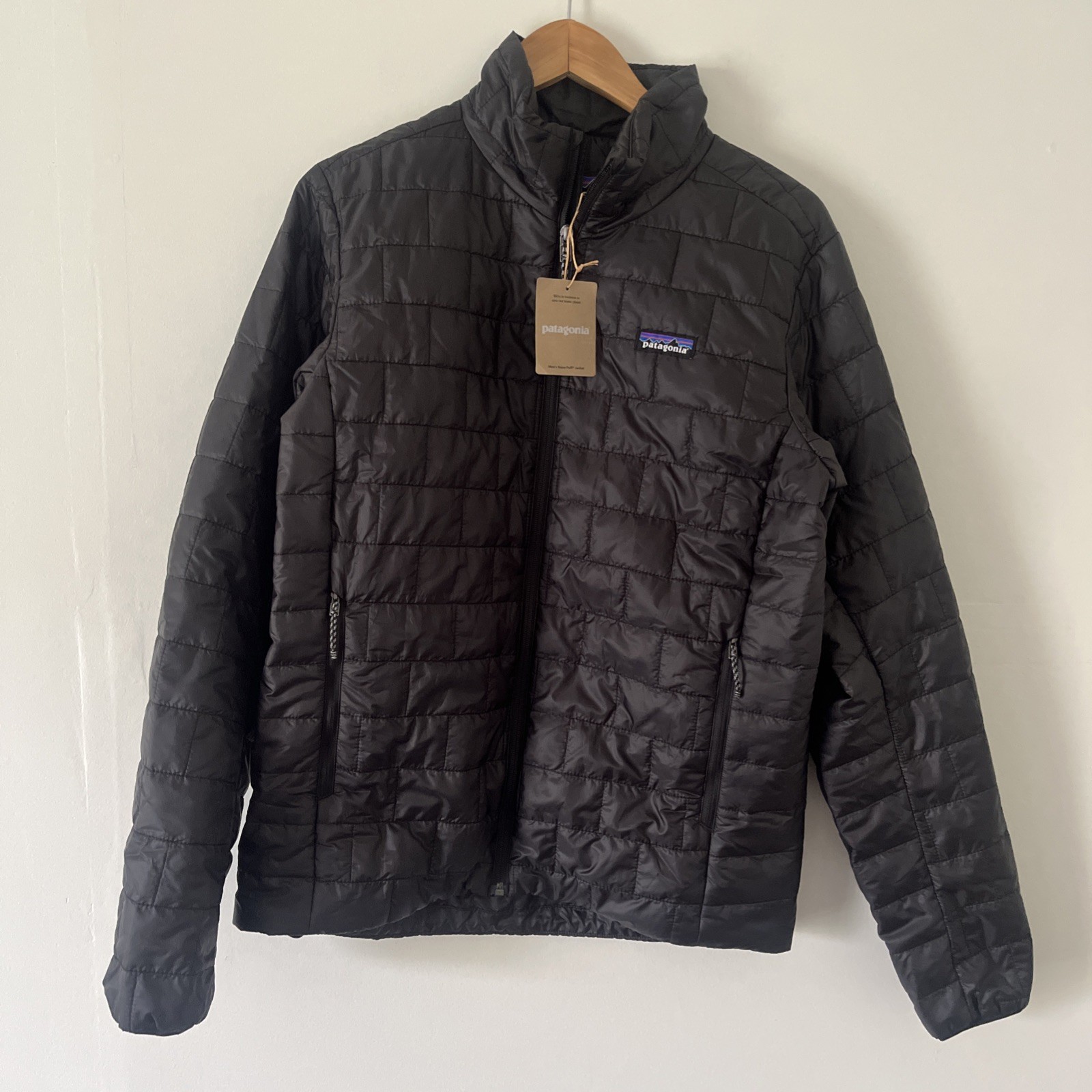 Patagonia Jacket Men’s Large Black Nano Puff Insulated Jacket 84213 SP26 – NWT