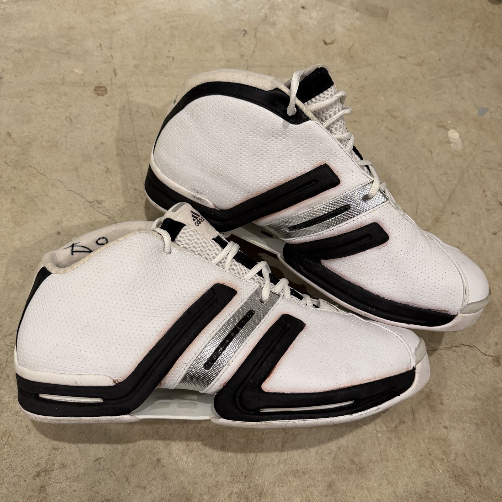 Adidas KG 1 Kevin Garnett WHITE/Black MVP Size 13 Rare 2004
