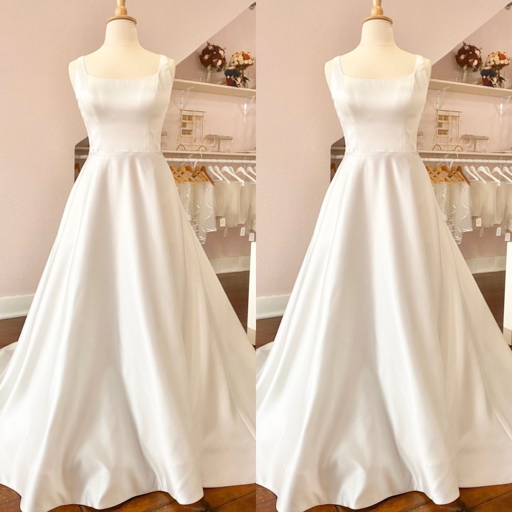 Classic Wedding Dresses White Ivory Satin Square Neck Sweep Train Bridal Gowns