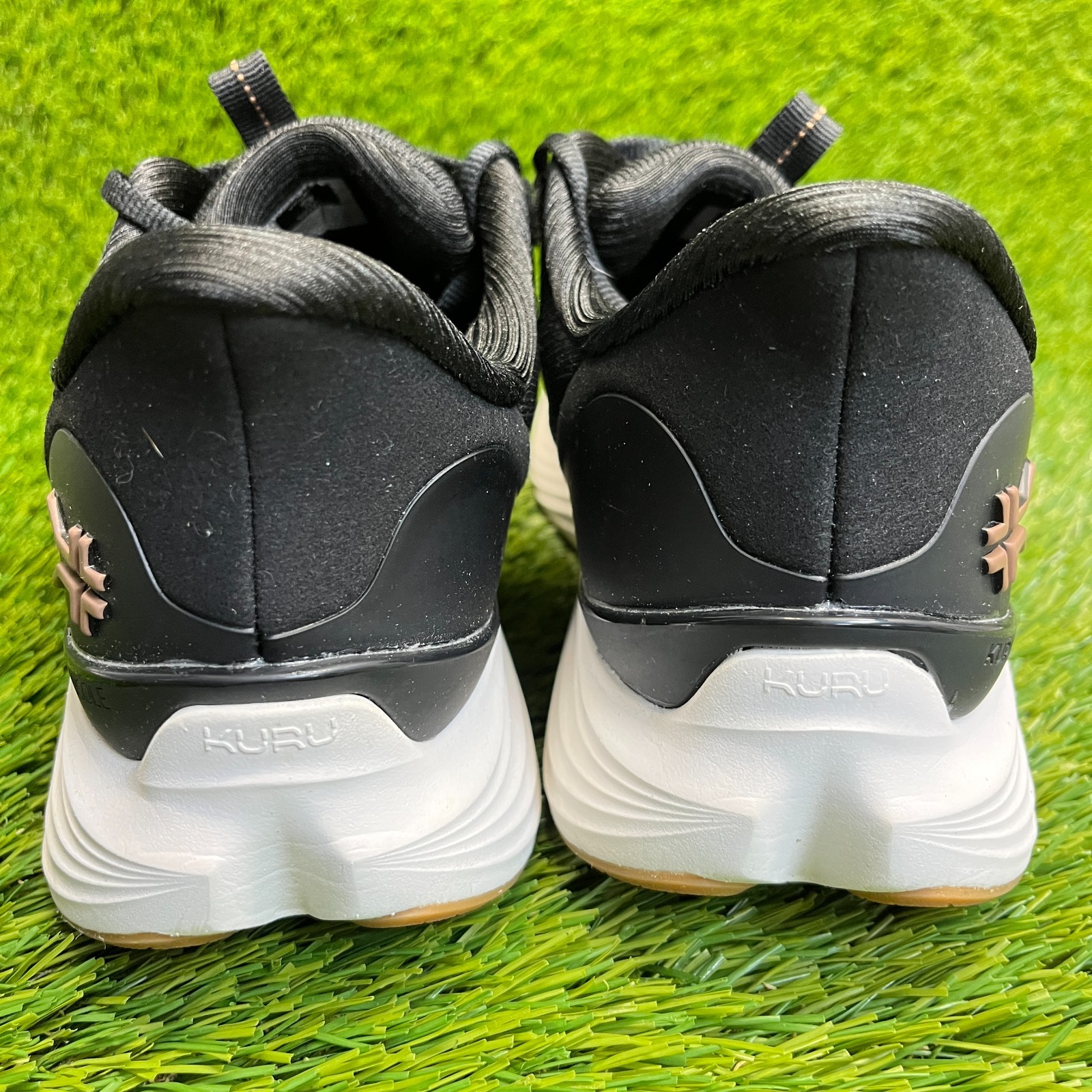 Kuru Atom 2 Womens Size 9D Black White Athletic Running Walking Shoes Sneakers