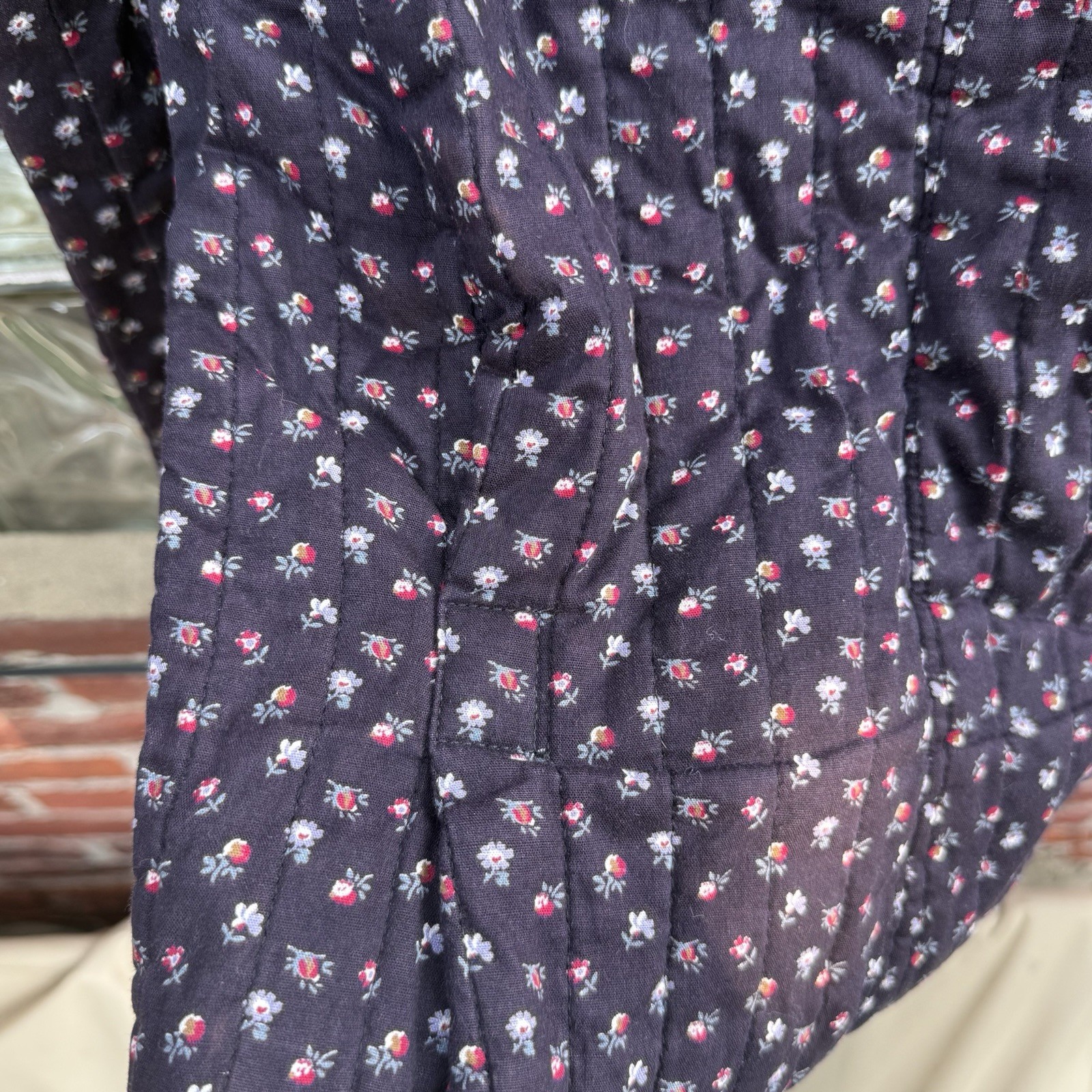 Vintage Quilted Floral Button Down Blouse Women’s Size Small