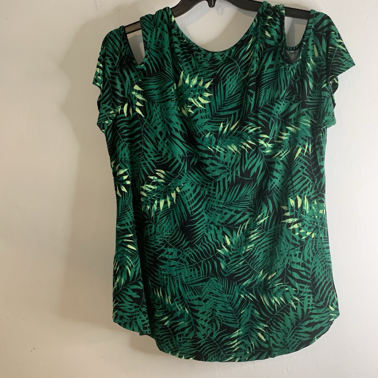 Cathy Palm Tropical Palm V Neck Womens 2XL Flowy Stretch Sleeve Cut Outs Top