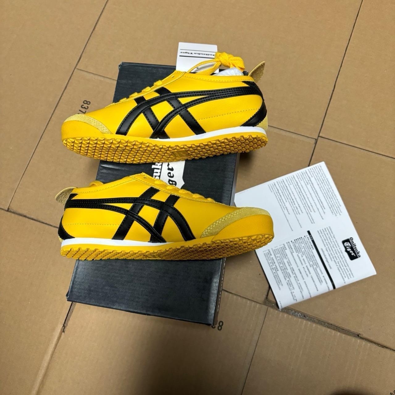 Onitsuka Tiger MEXICO 66 Kill Bill 1183C102-751 YELLOW BLACK