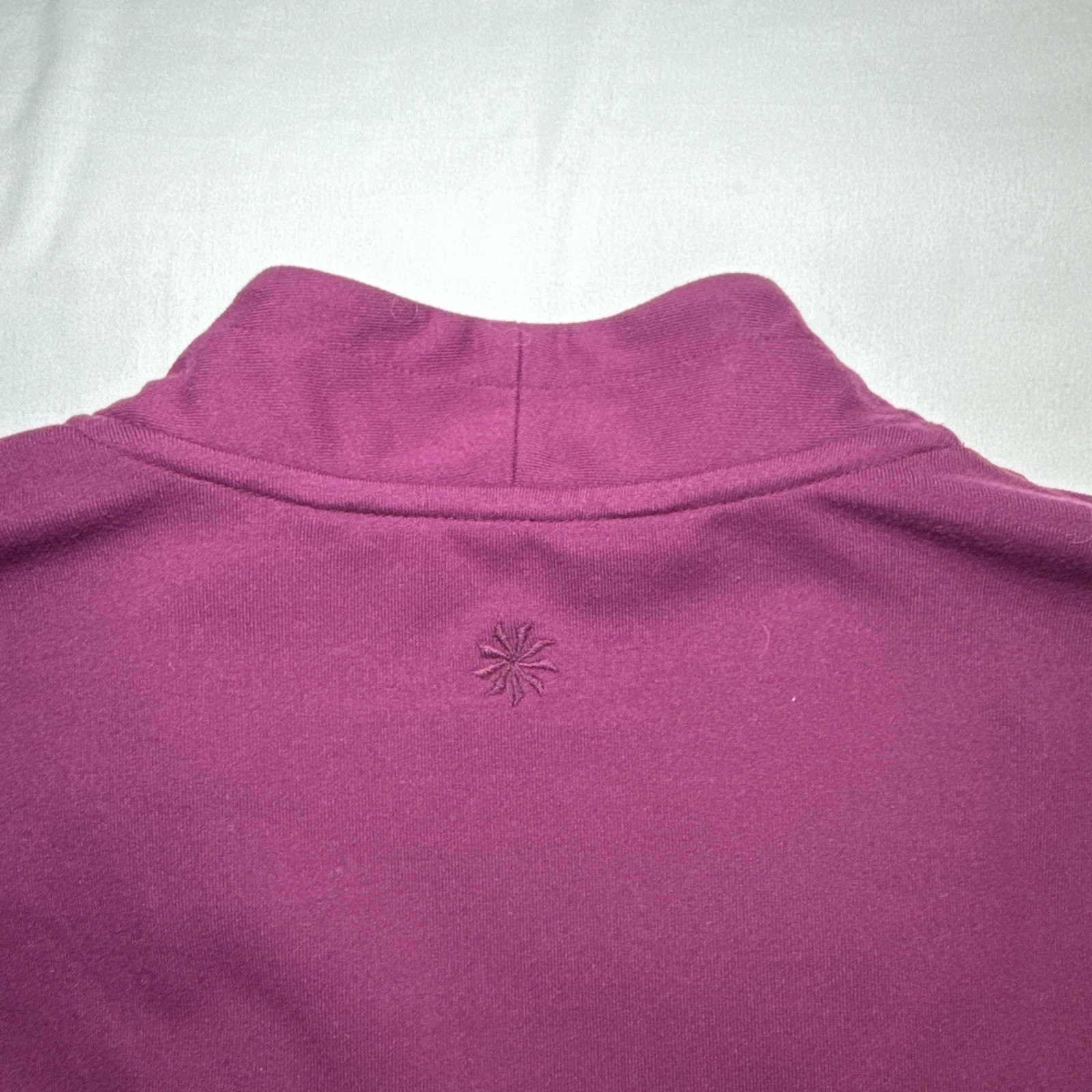 ATHLETA Suedy Lady Dress Womens MT Tall Burgundy Pockets Thumbholes Surplice EUC