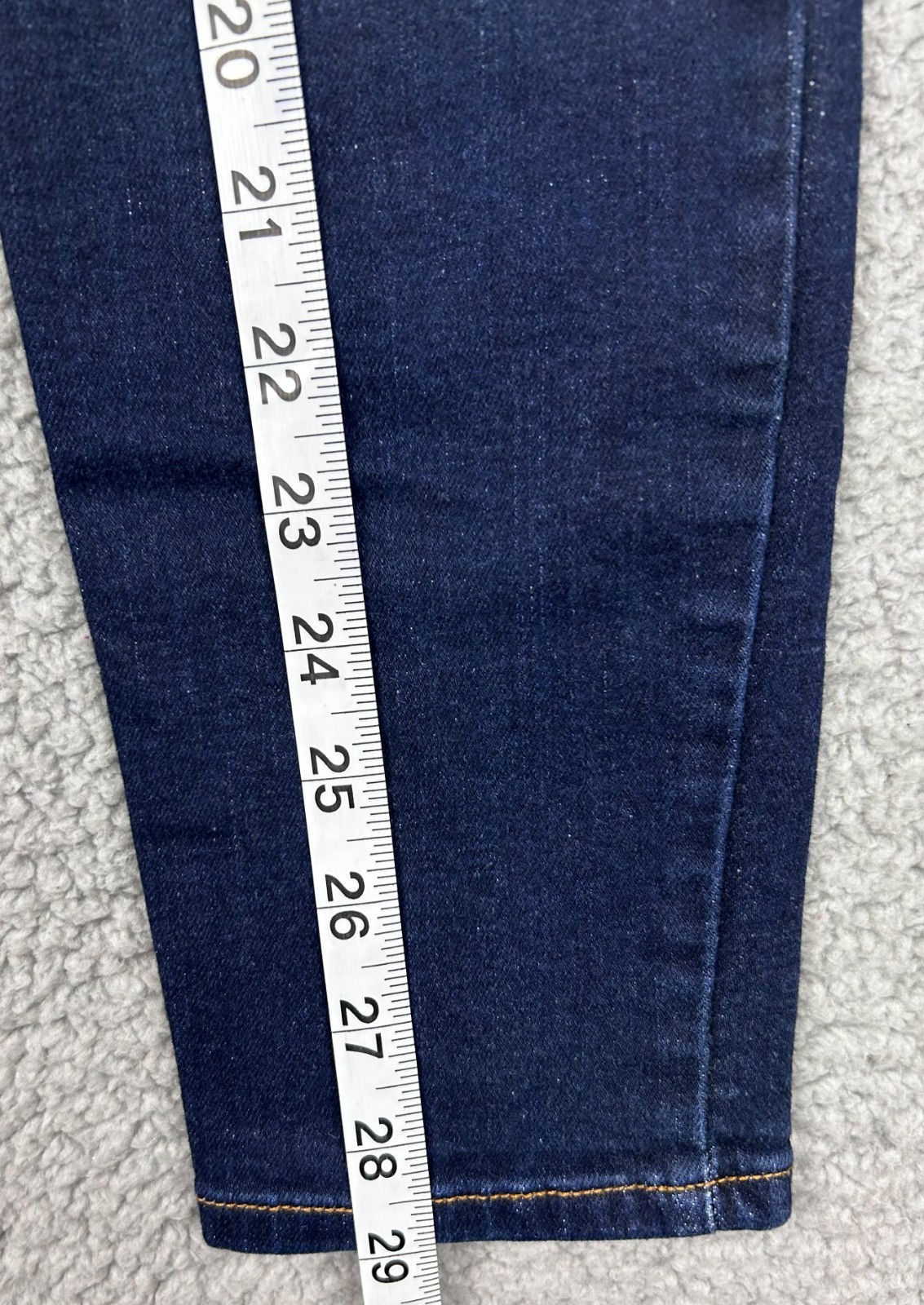 Calvin Klein Skinny Jeans Mens Size 6 Medium Wash Blue Denim 5-Pocket Design