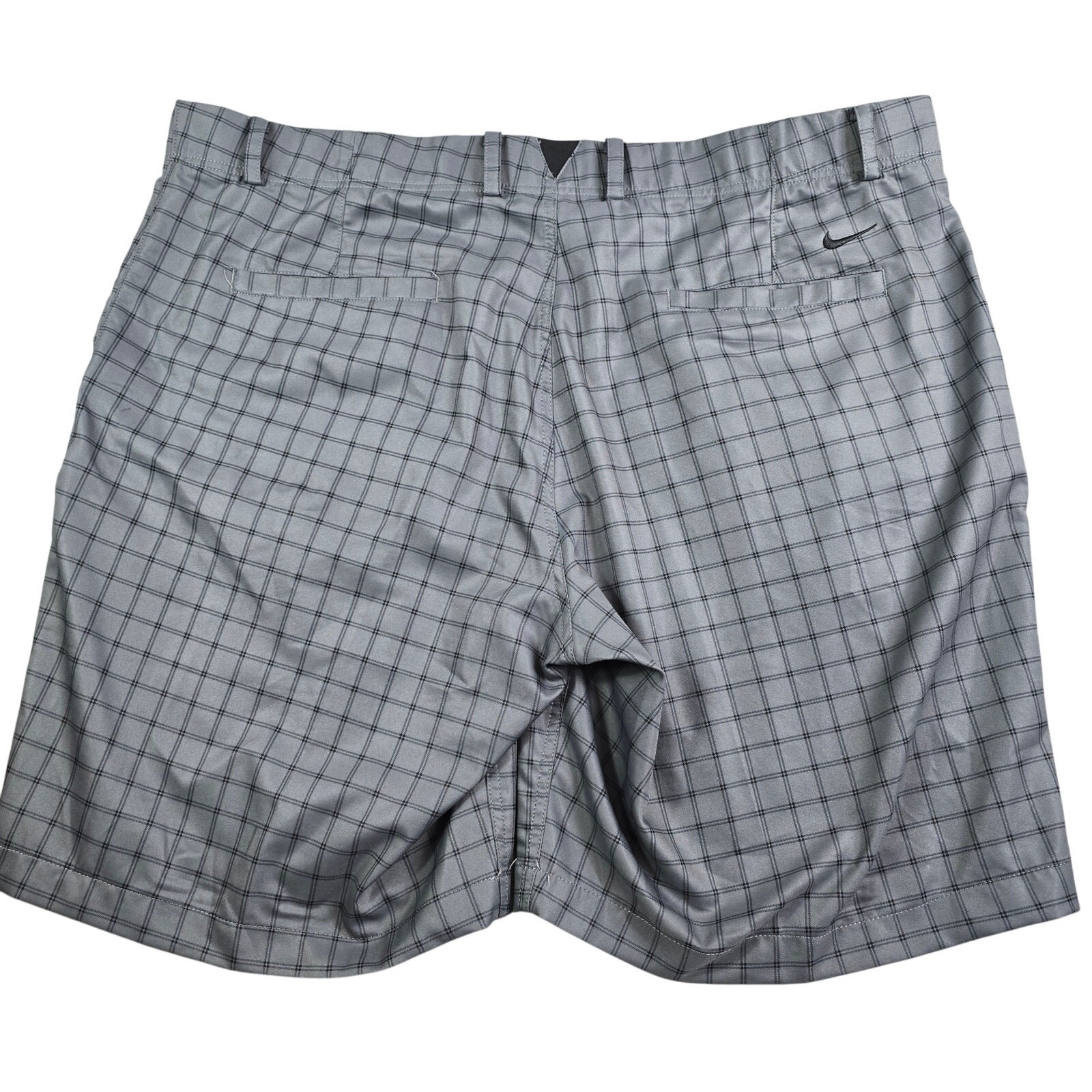 Nike Dri-Fit Golf Shorts Men’s 42 Gray Striped Casual Elastic Waist Comfort