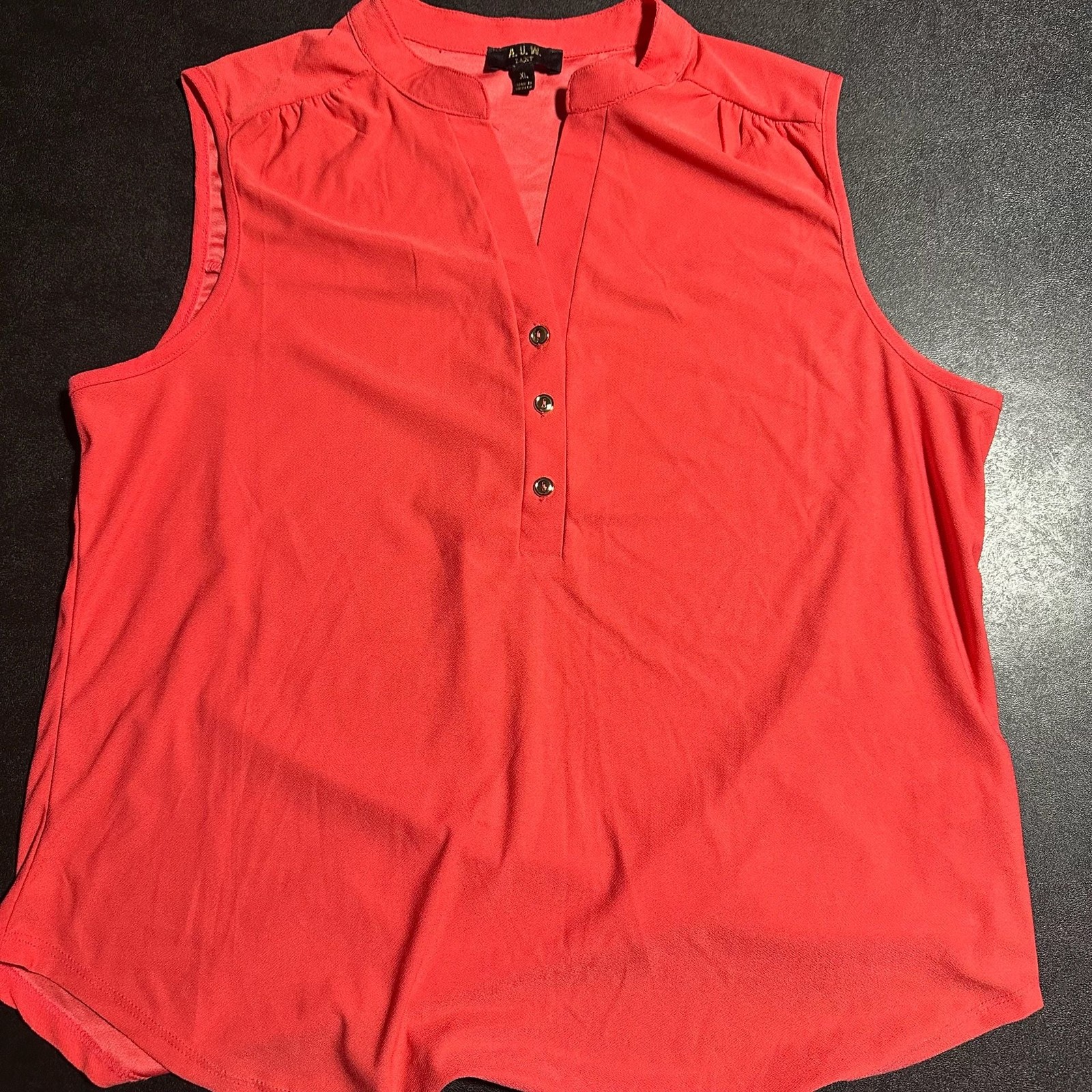 A.U.W. LANY Women’s Red Sleeveless Notch Neck Blouse
