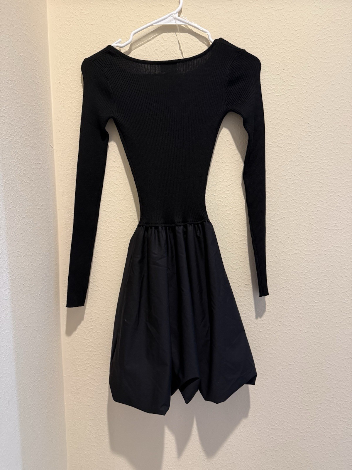 Rosie Harlow Black Ribbed Knit Mini Dress XXS Scoop Neck Long Sleeve Pullover