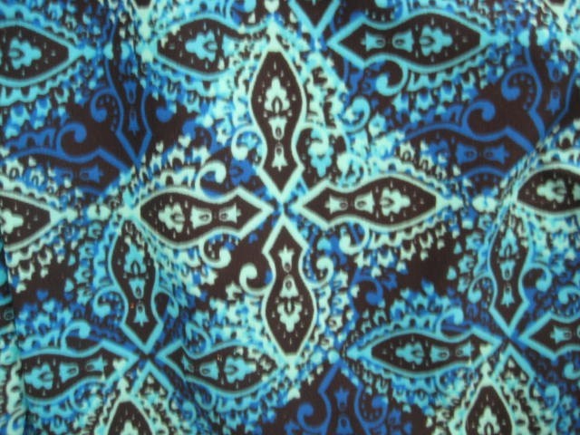 Aliana Shades of Blue Geometric One Piece Swimsuit Size 16 NWT