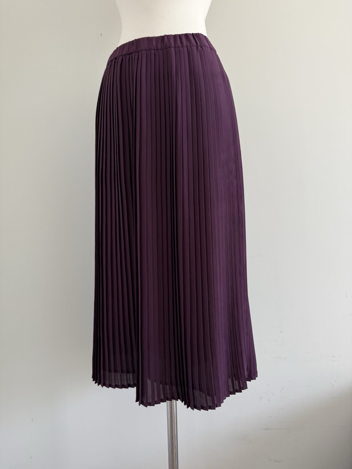 EILEEN FISHER 100% POLYESTER RECYCLED ELASTIC WAIST PLEATED LINED SKIRT SIZE 8
