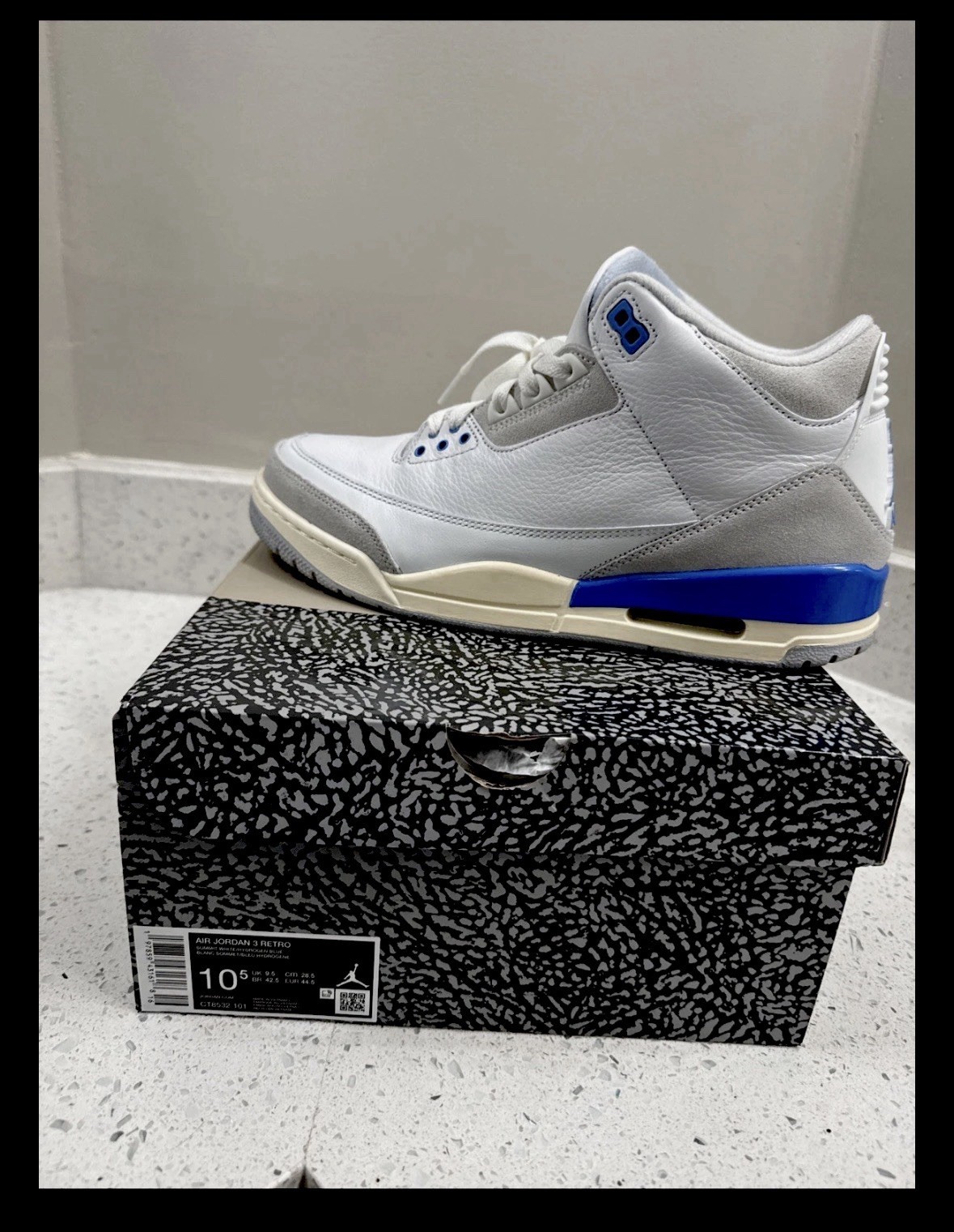 Air Jordan 3 Retro Summit White/Blue, Size 10.5 “Lucky Shorts”