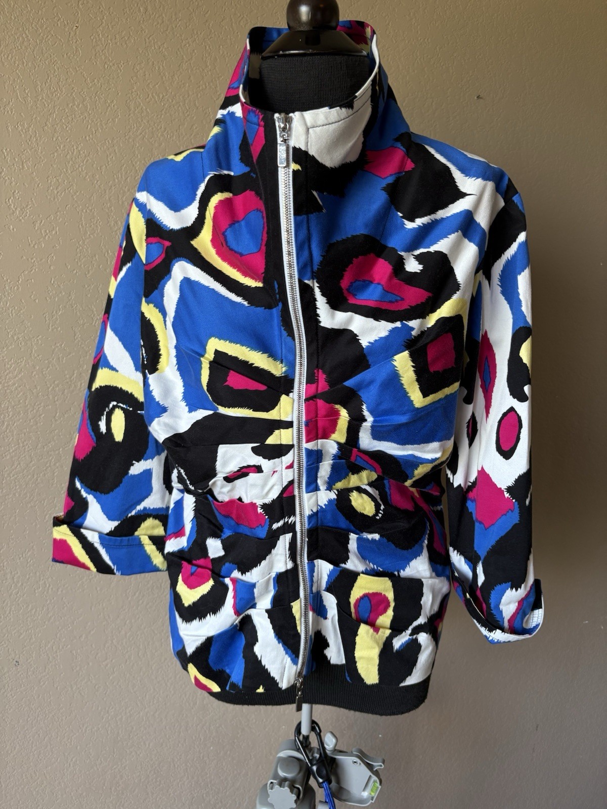 Joseph Ribkoff Zip Up Jacket Rouched Colorful Size 12 Cuff 3/4 Sleeves