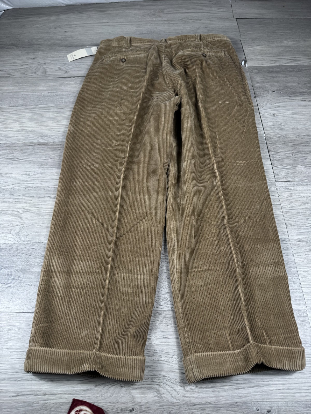 Savane Pants Mens 36×29 Brown Khaki Whale Corduroy Pleated Front Relaxed Fit